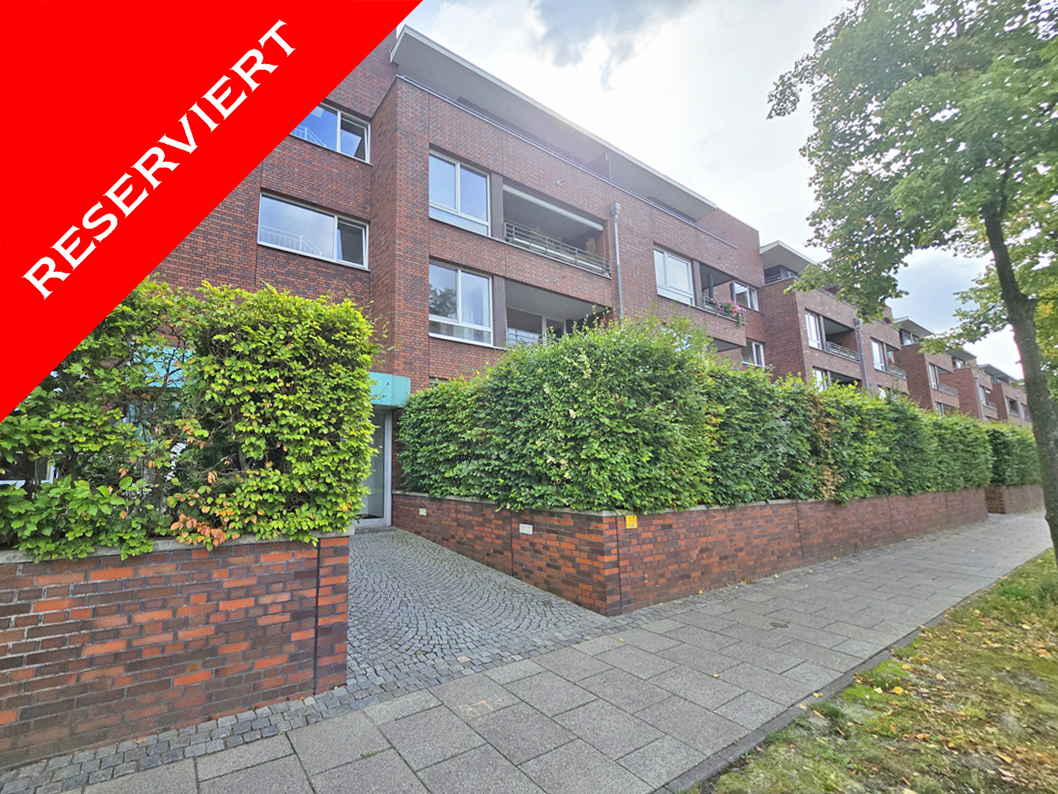 Helle 3-Zimmer-Wohnung mit Loggia und Tiefgaragenstellplatz in Universitäts-Nähe