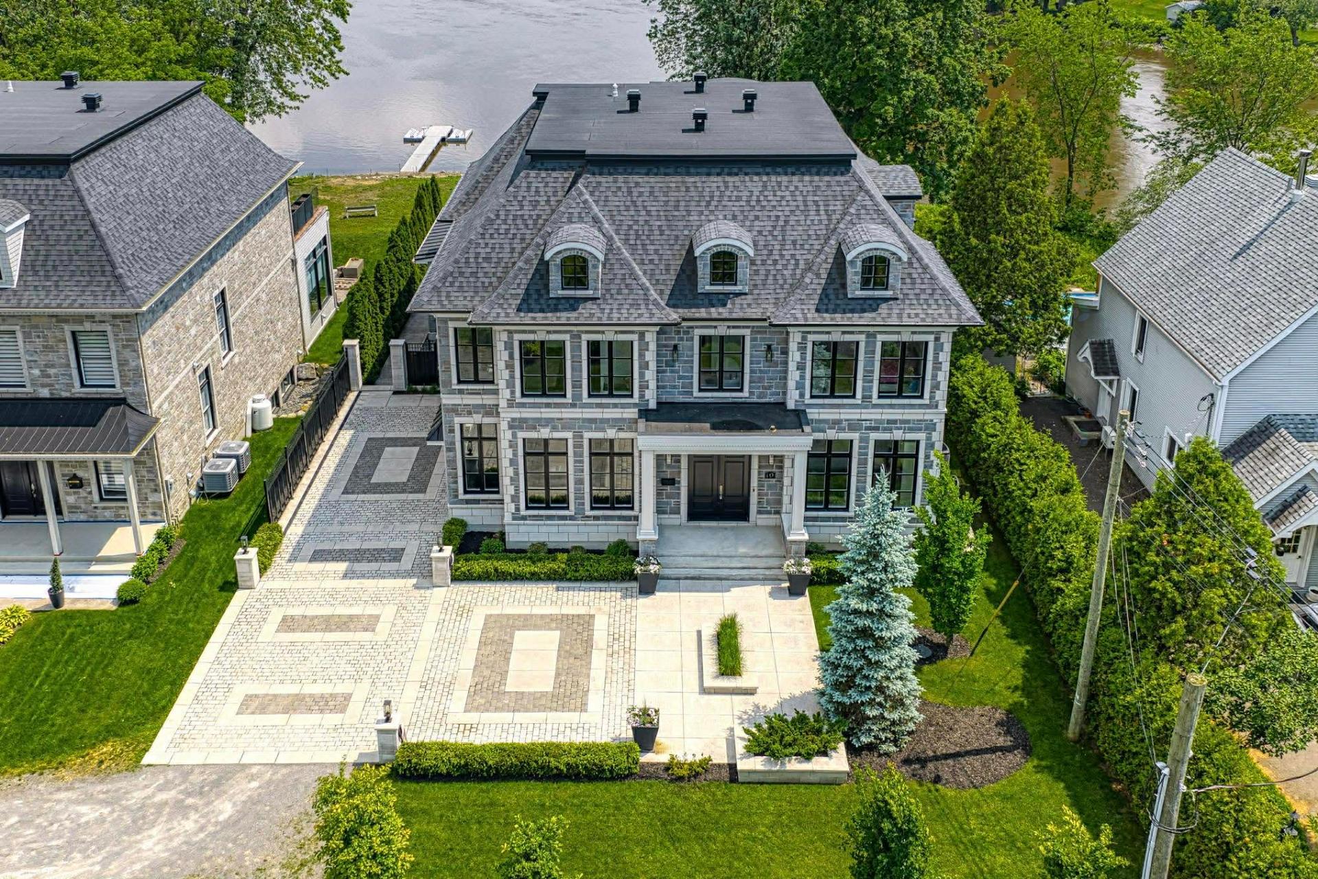 Laval (Sainte-Dorothée), Québec