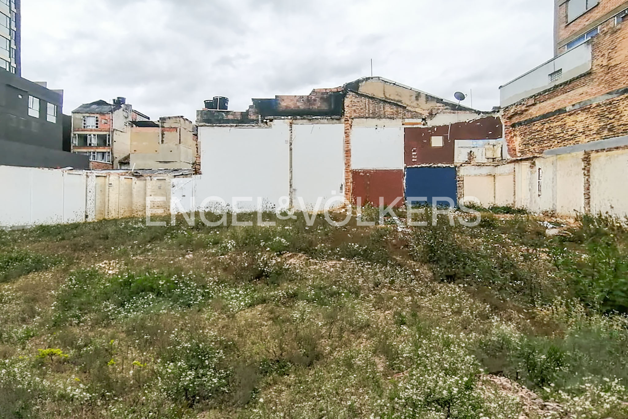 Lote para desarrollo en Chapinero central