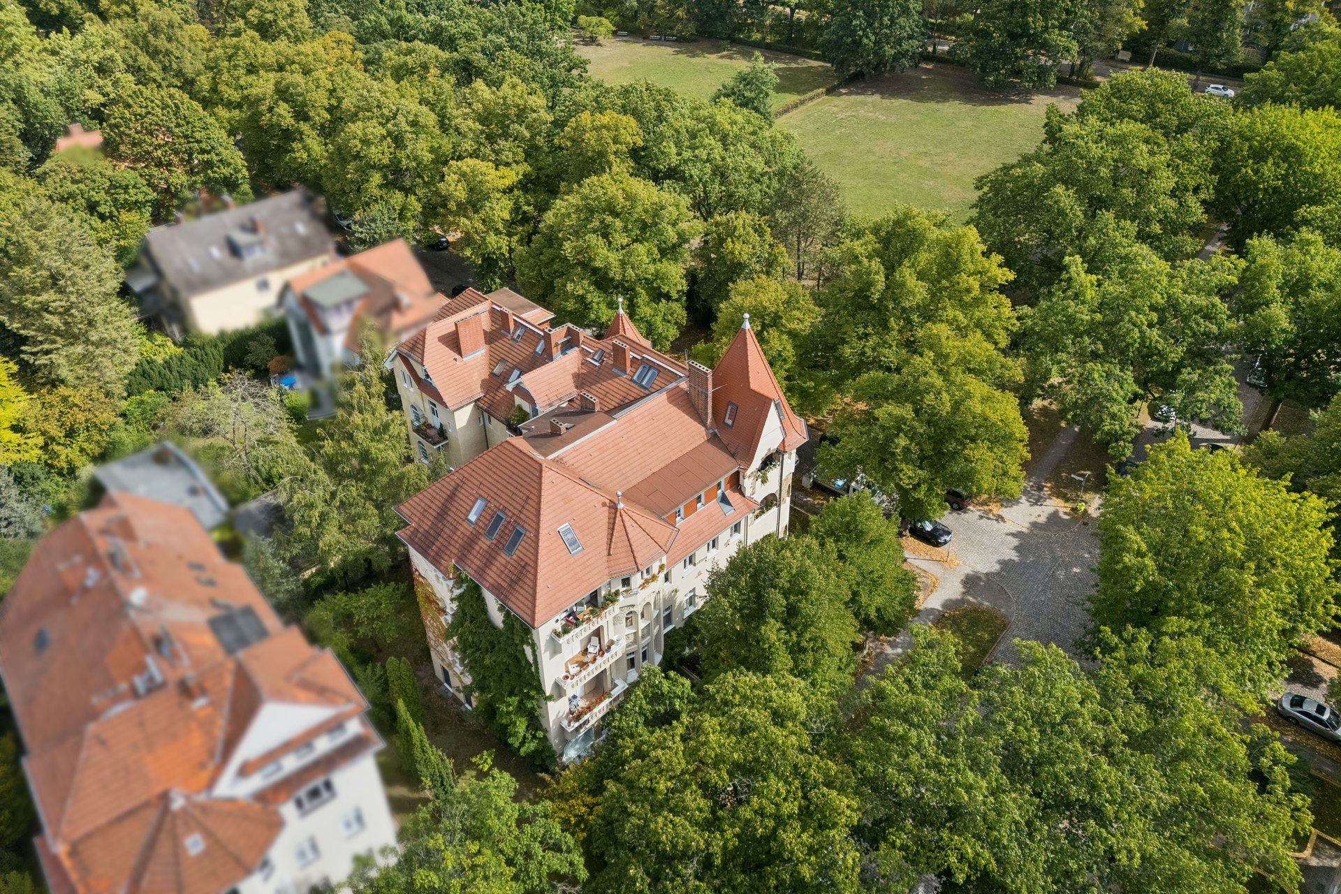 Gemütliche 5-Zimmer-Dachgeschoss-Maisonette - direkt am Park!