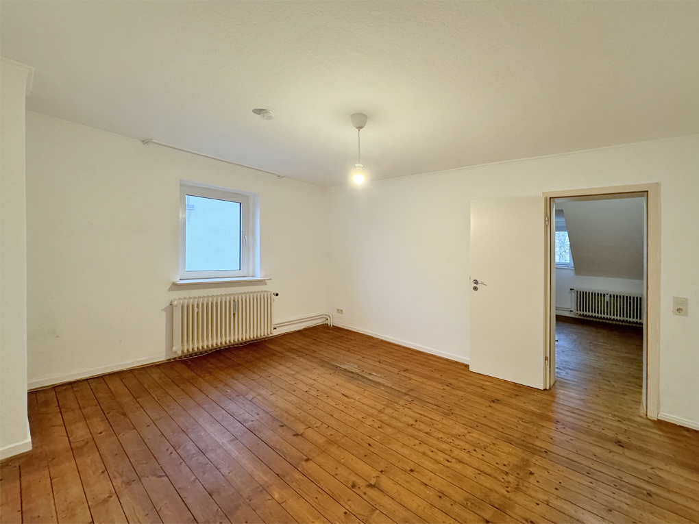2-Zimmer-Dachgeschosswohnung im Zentrum