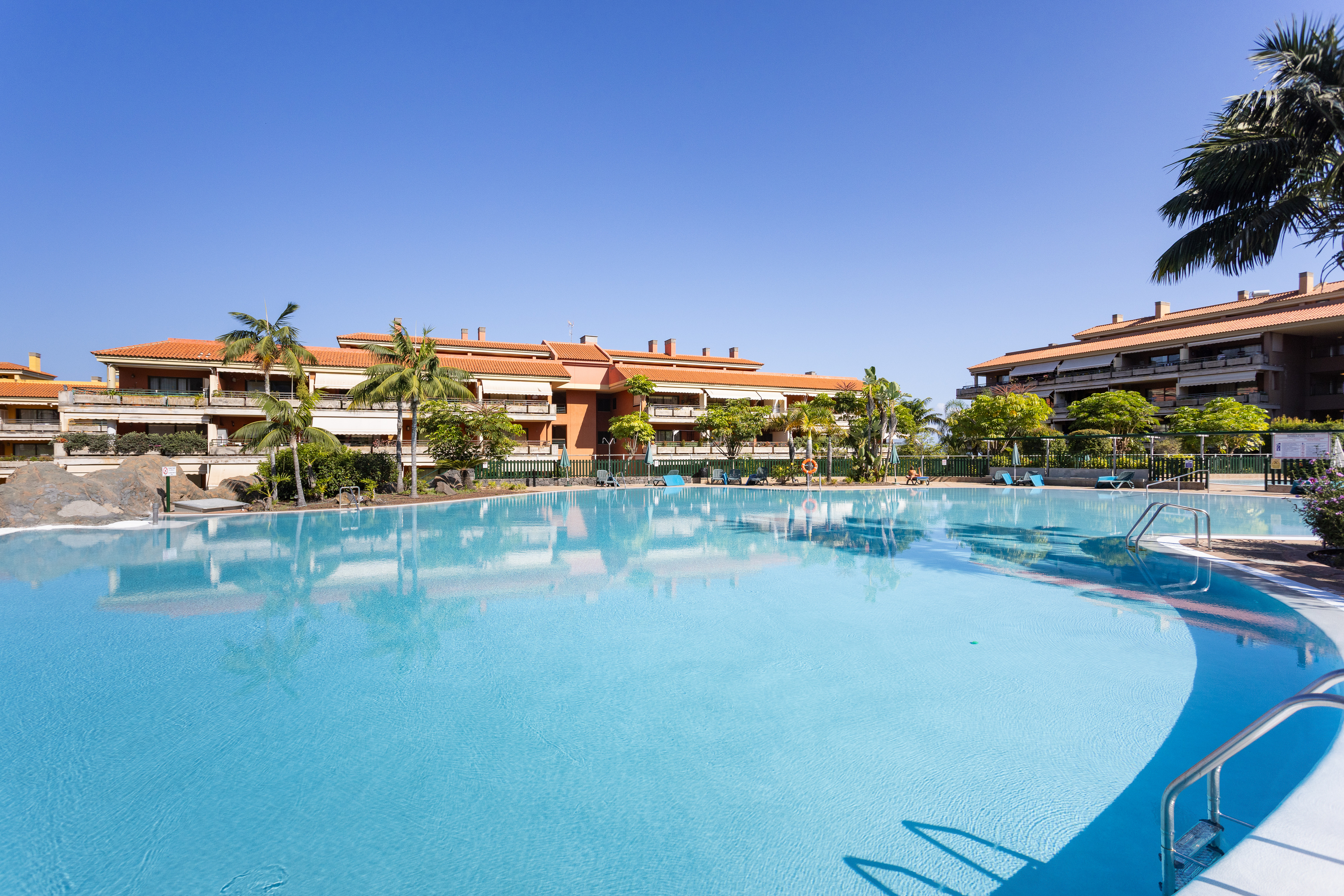 A Private Terrace Overlooking the Orotava Valley in el Durazno