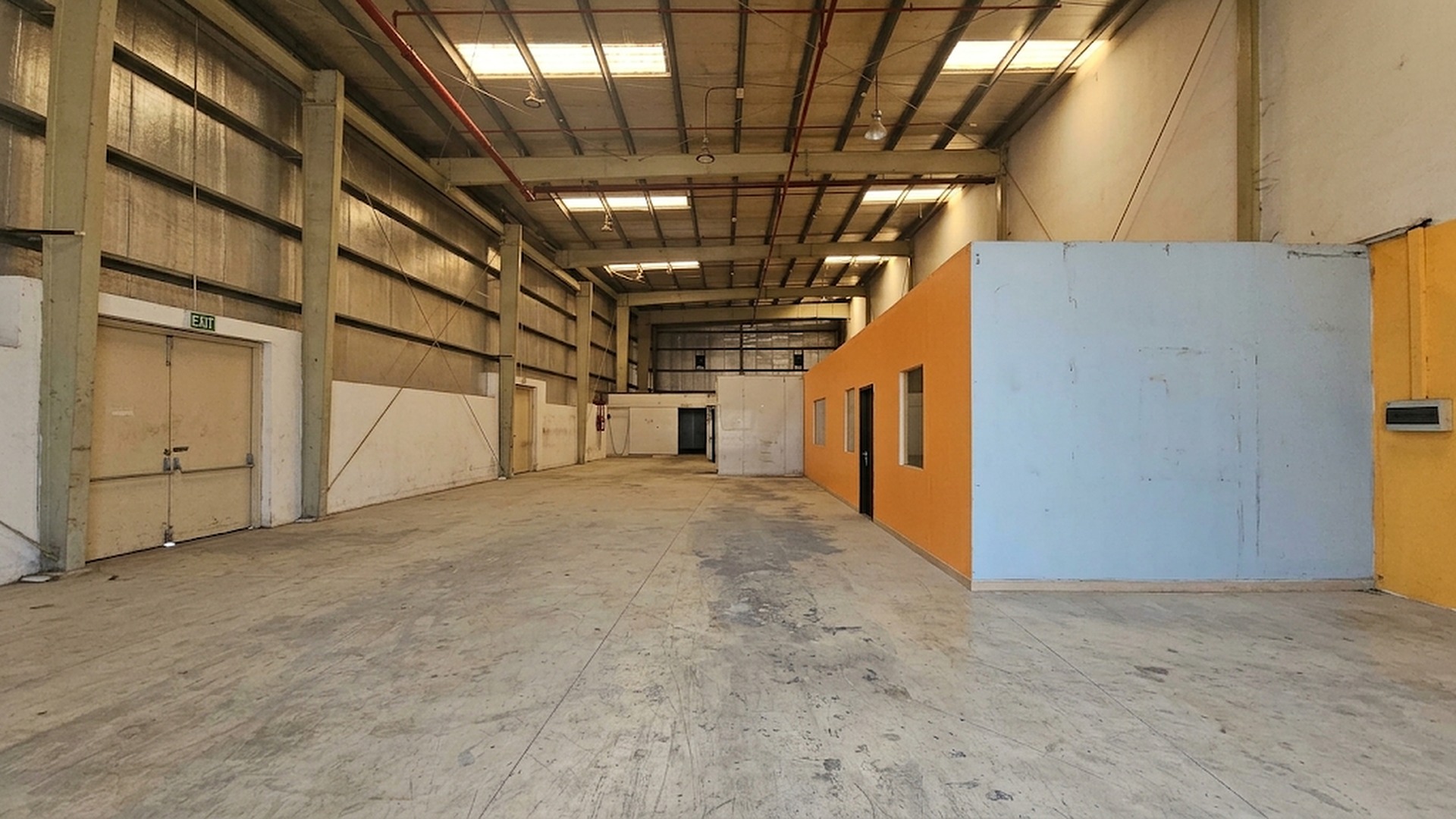 Dual Cold Storage | 62 kW Power | Sliding Doors
