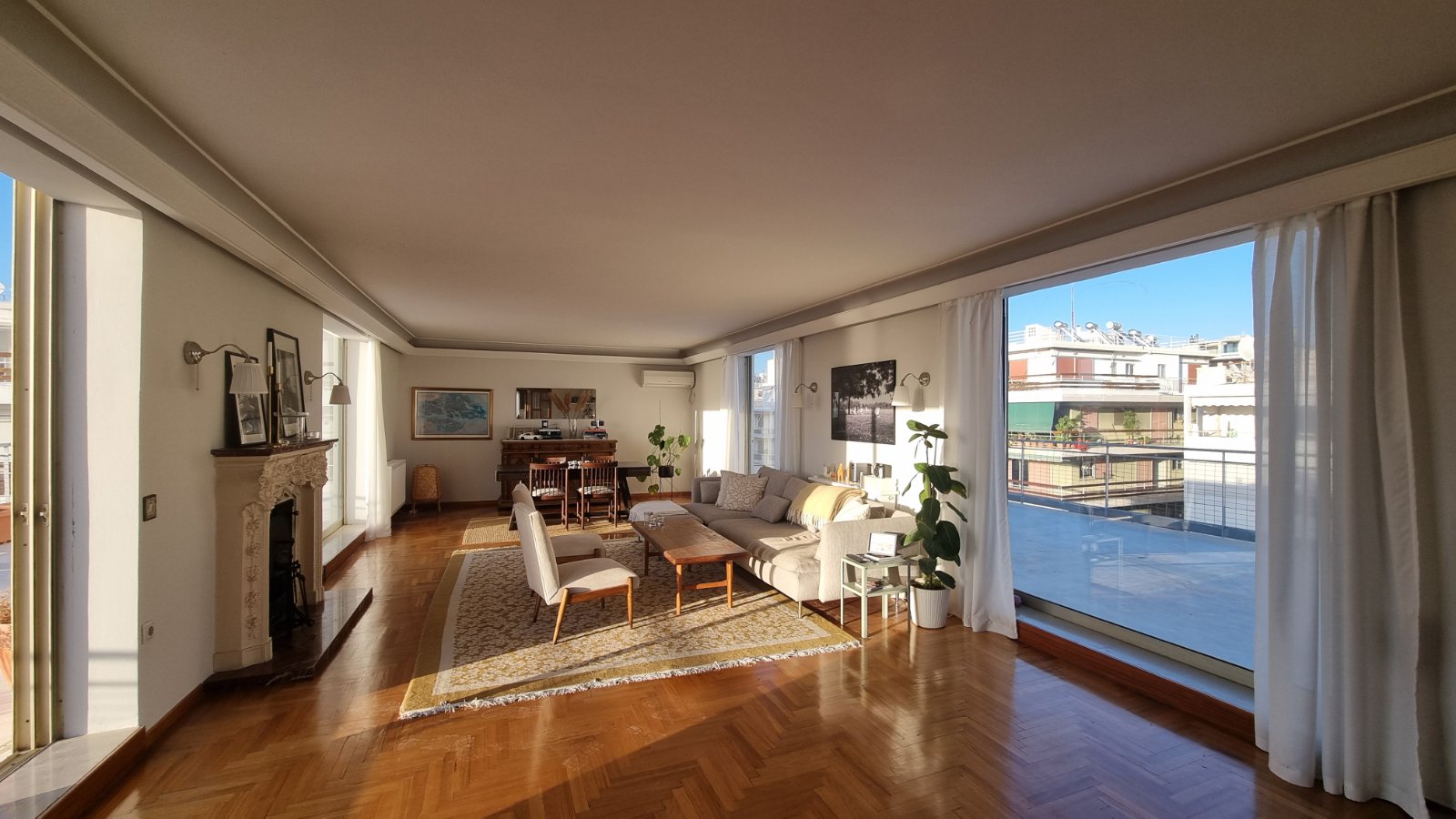 Όμορφη μεζονέτα με πανοραμική θέα στη θάλασσα στο Παλαιό Φάληρο