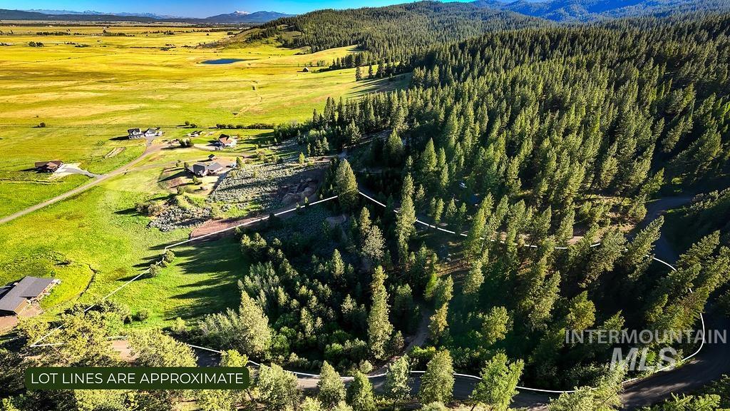 5+ Acres of Elevated Terrain With Sweeping Panoramic Views
