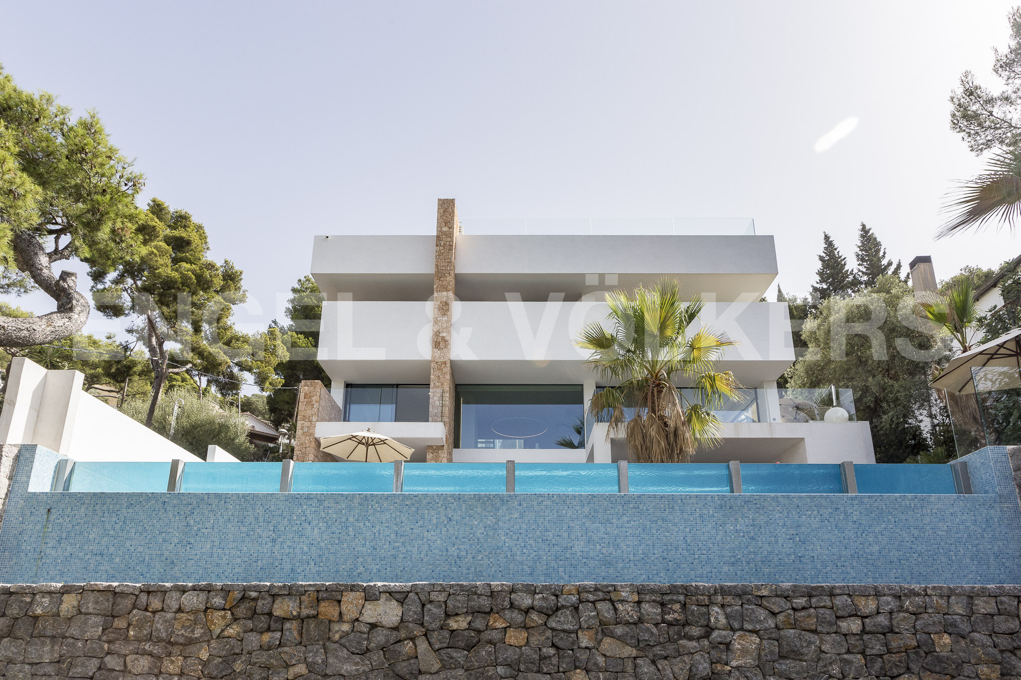 Mediterranean exclusivity in Bellamar