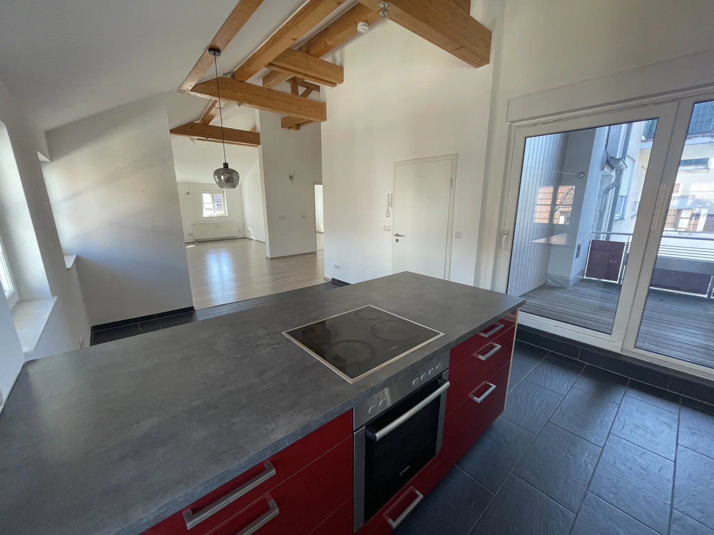 Wohnen mit Charme und Geschichte – zauberhafte Dachgeschosswohnung mit großer Loggia mitten in Fulda - Foto 5
