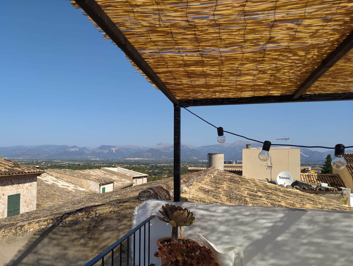 Charmantes Dorfhaus mit Pool und Weitblick