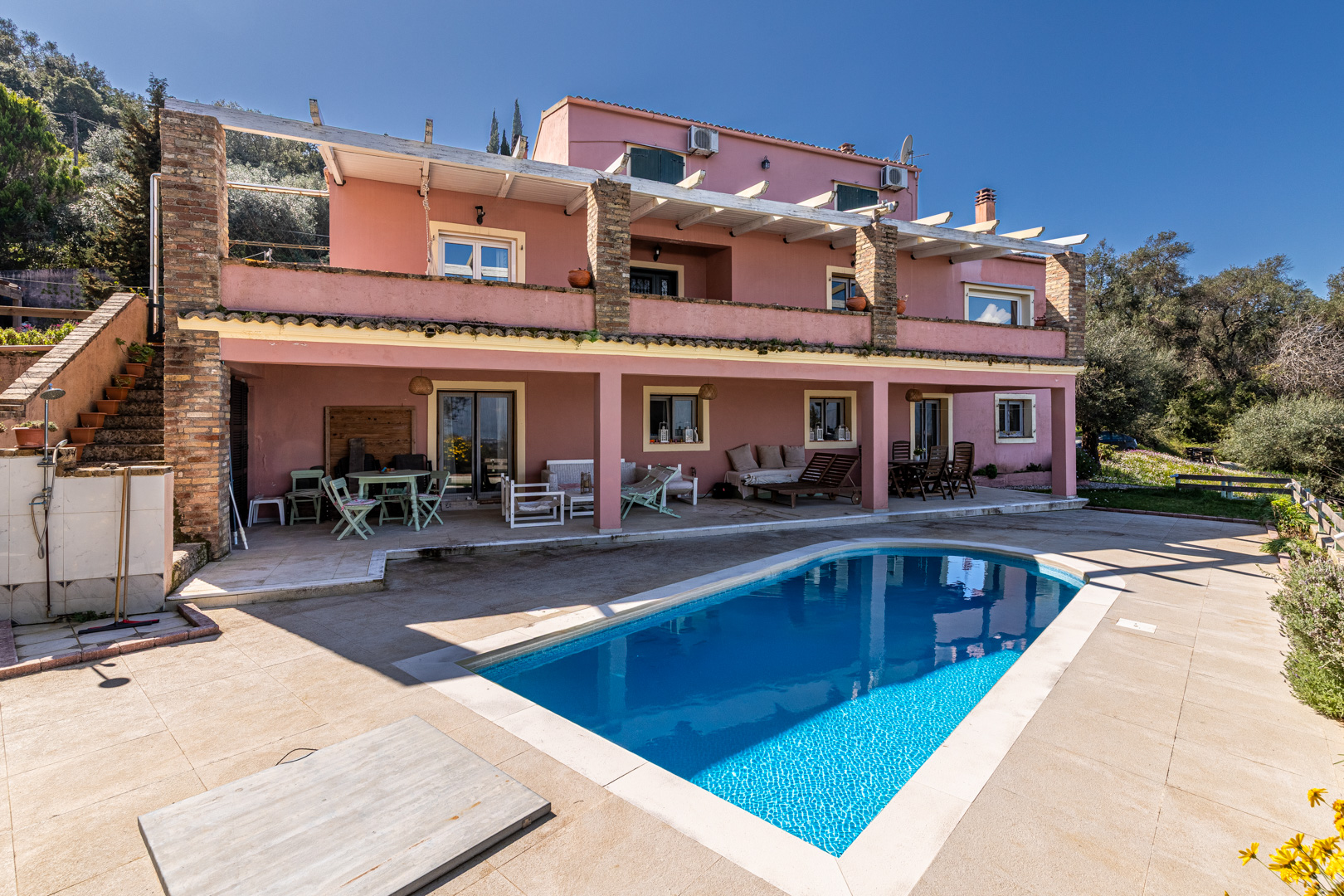 Aristocratic luxury villa with panoramic views in Corfu