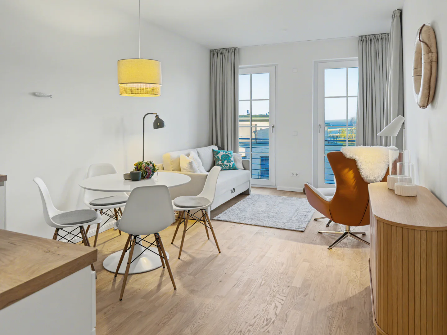 Hochwertige 2-Zimmer Wohnung mit Balkon und Wasserblick - Photo 1