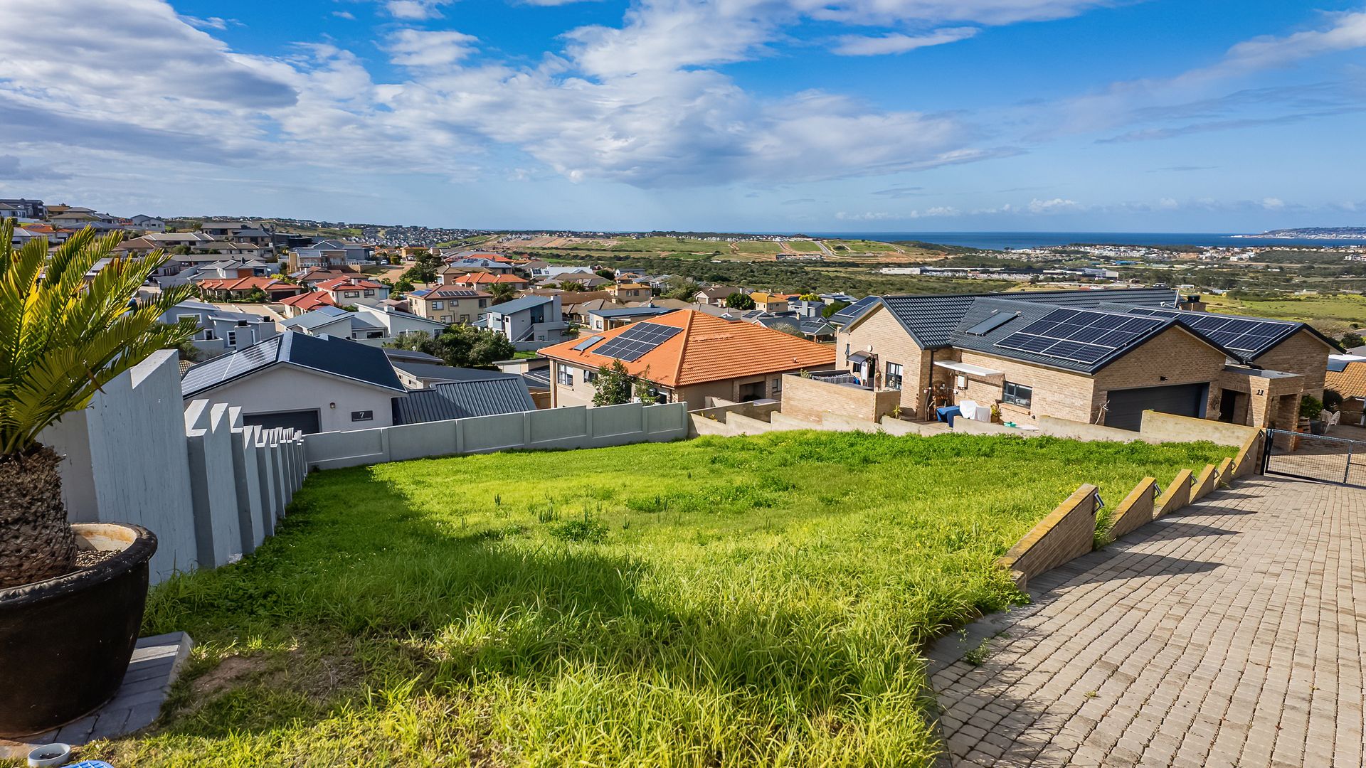 Exclusive Coastal Stand in Monte Christo Eco Estate – Breathtaking Views & Prime Location!
