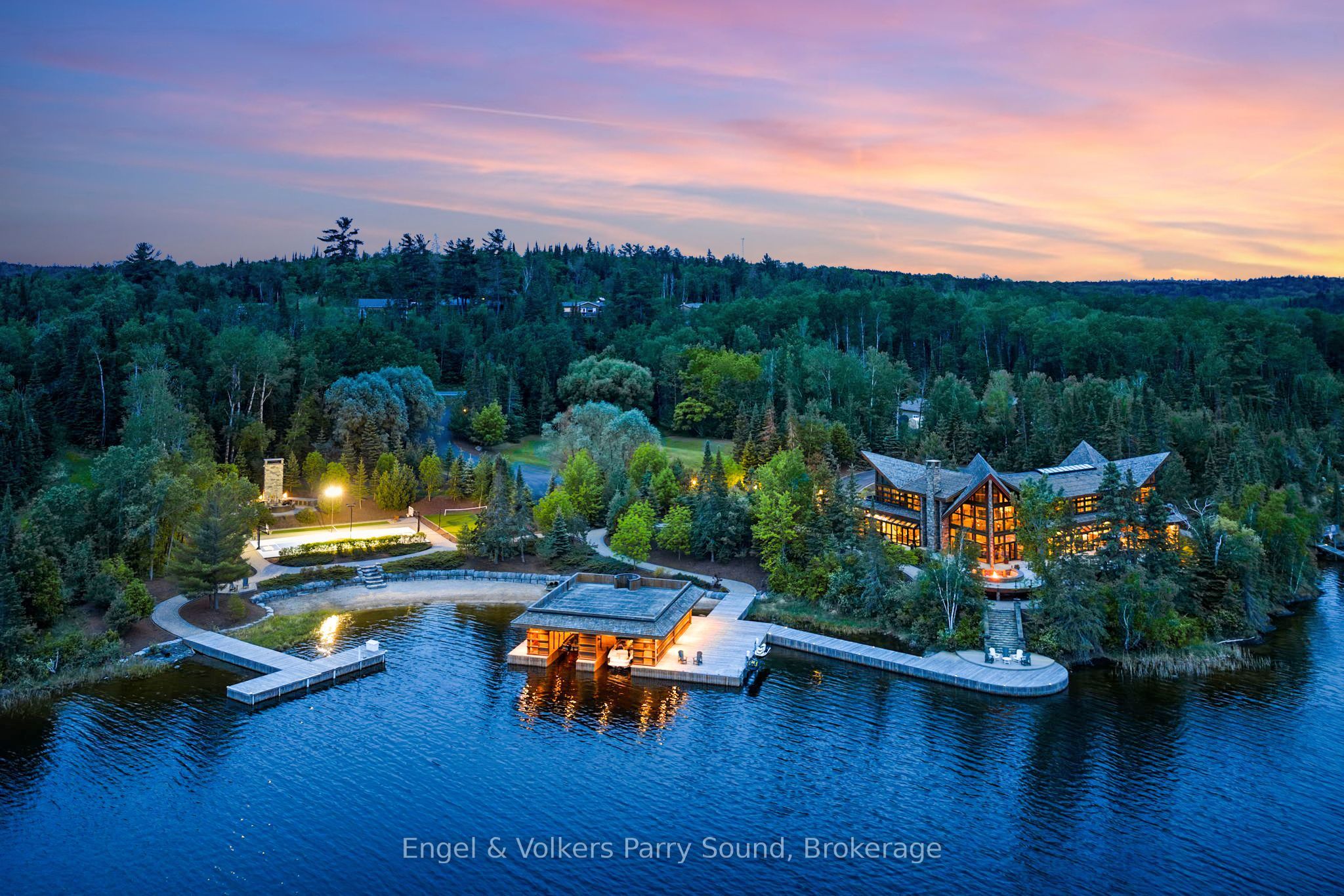 The Most Extraordinary Waterfront Estate | Lake of the Woods