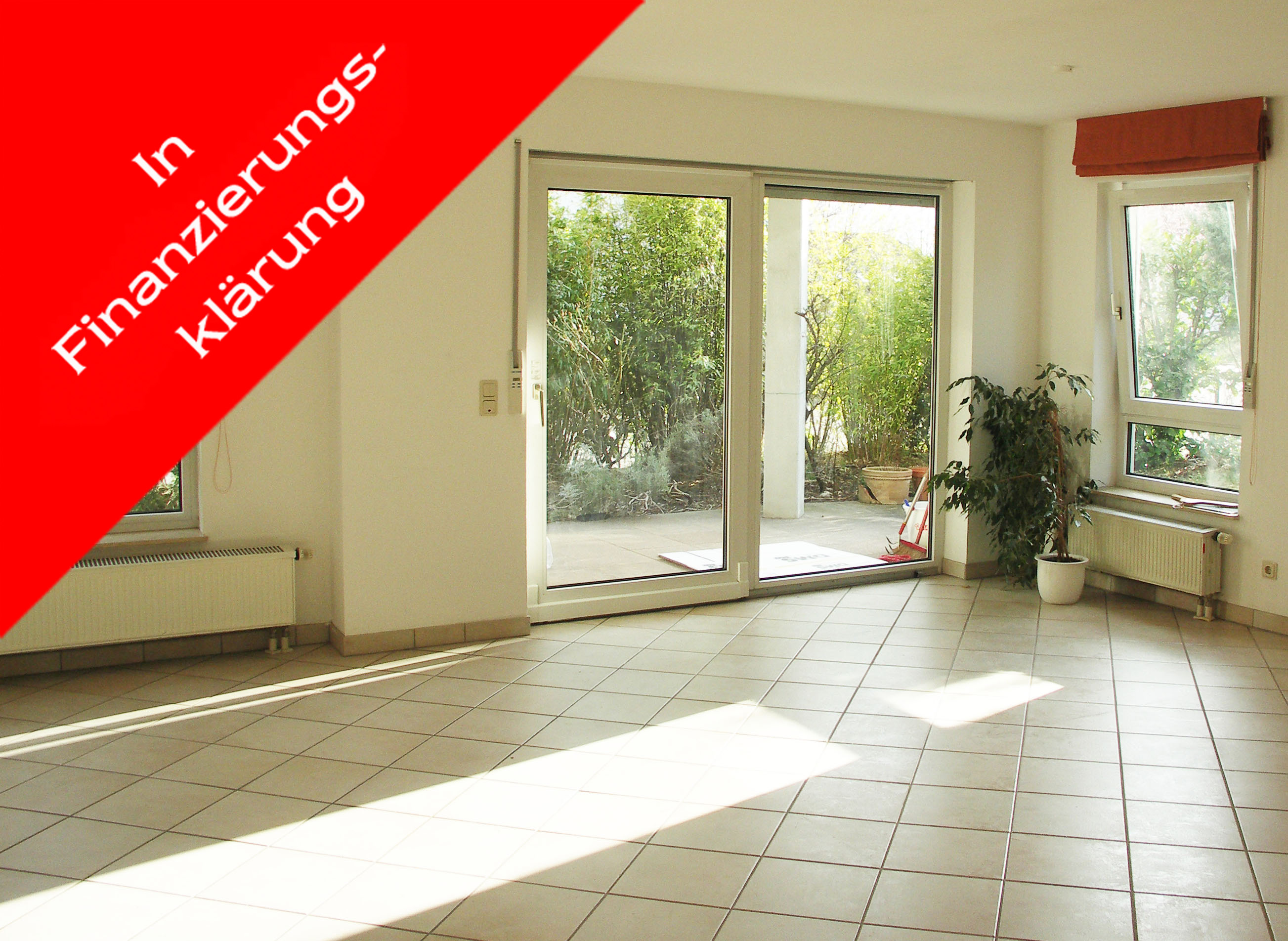 IN FINANZIERUNGSKLÄRUNG! Gepflegte 3-Zimmer-EG-Wohnung mit Garten in ruhiger Lage