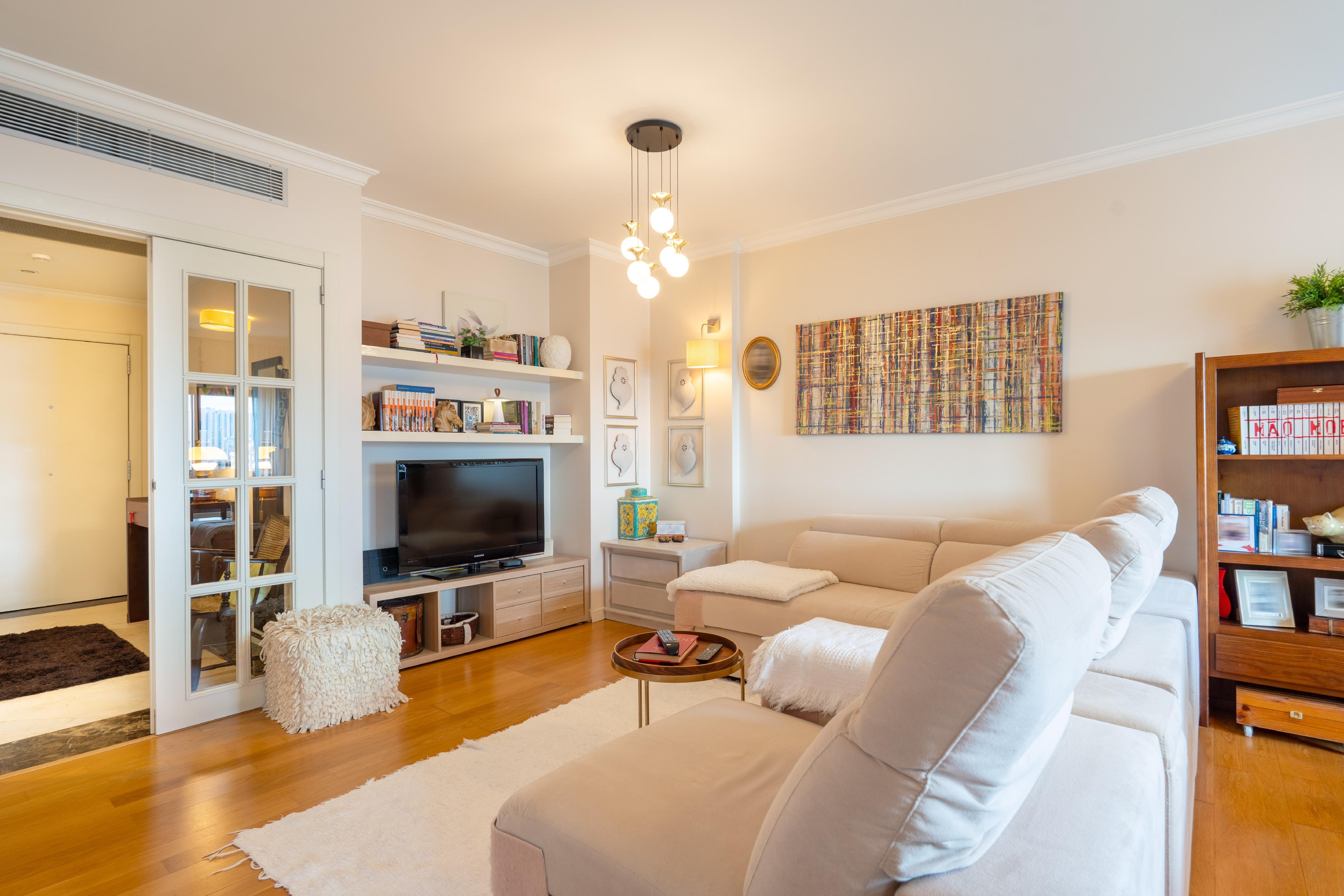 2 Bedroom Apartment on Avenida da Boavista