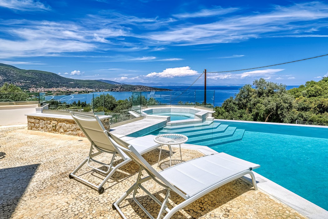 Erleben Sie Luxus in der Villa am Meer Epidavros, Argolis