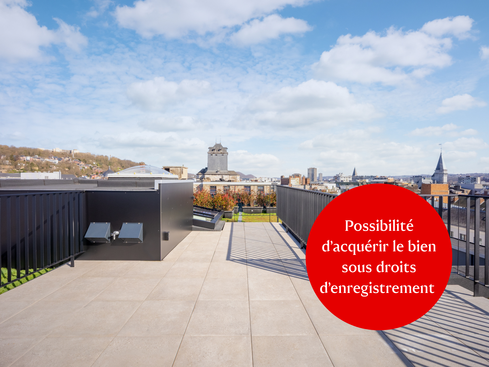 New luxury penthouse with panoramic terrace