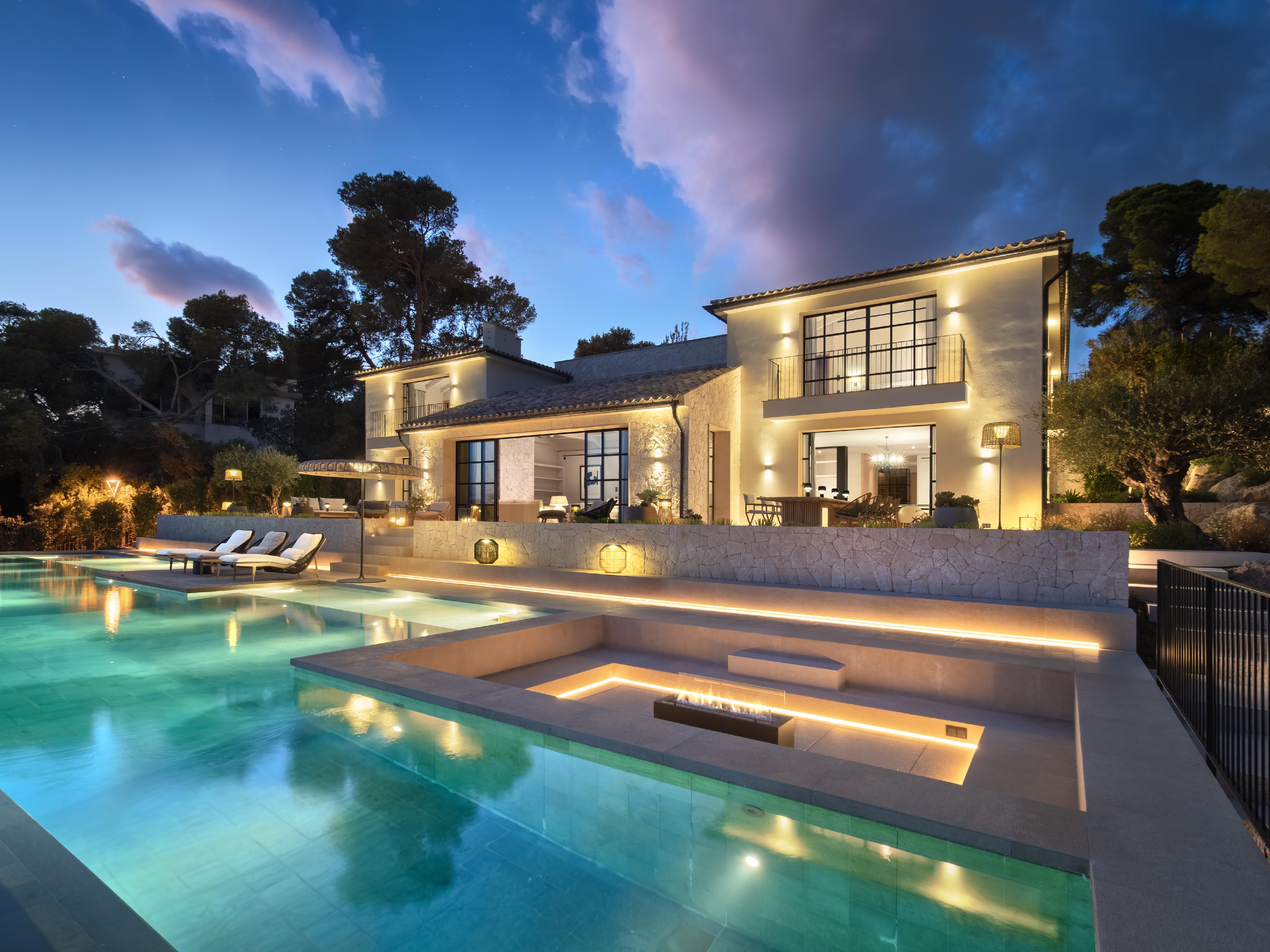 Dream villa with fantastic views in Old Bendinat