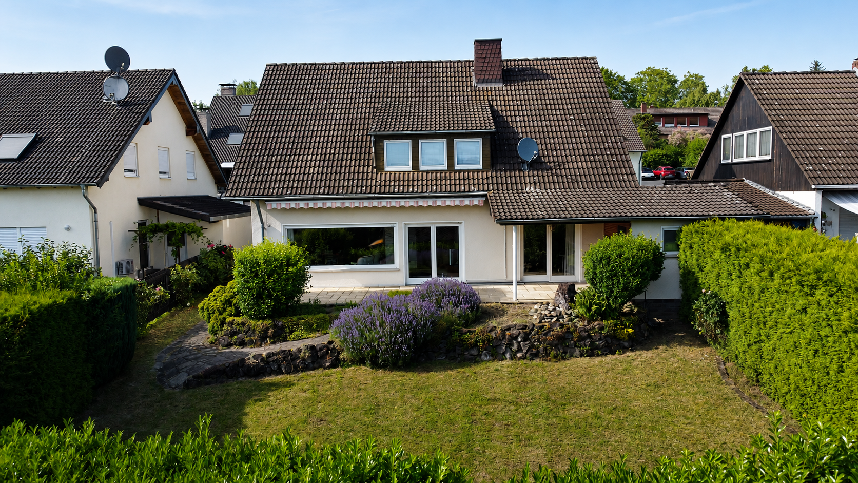 Attraktives Ein- bis Zweifamilienhaus in Top-Lage