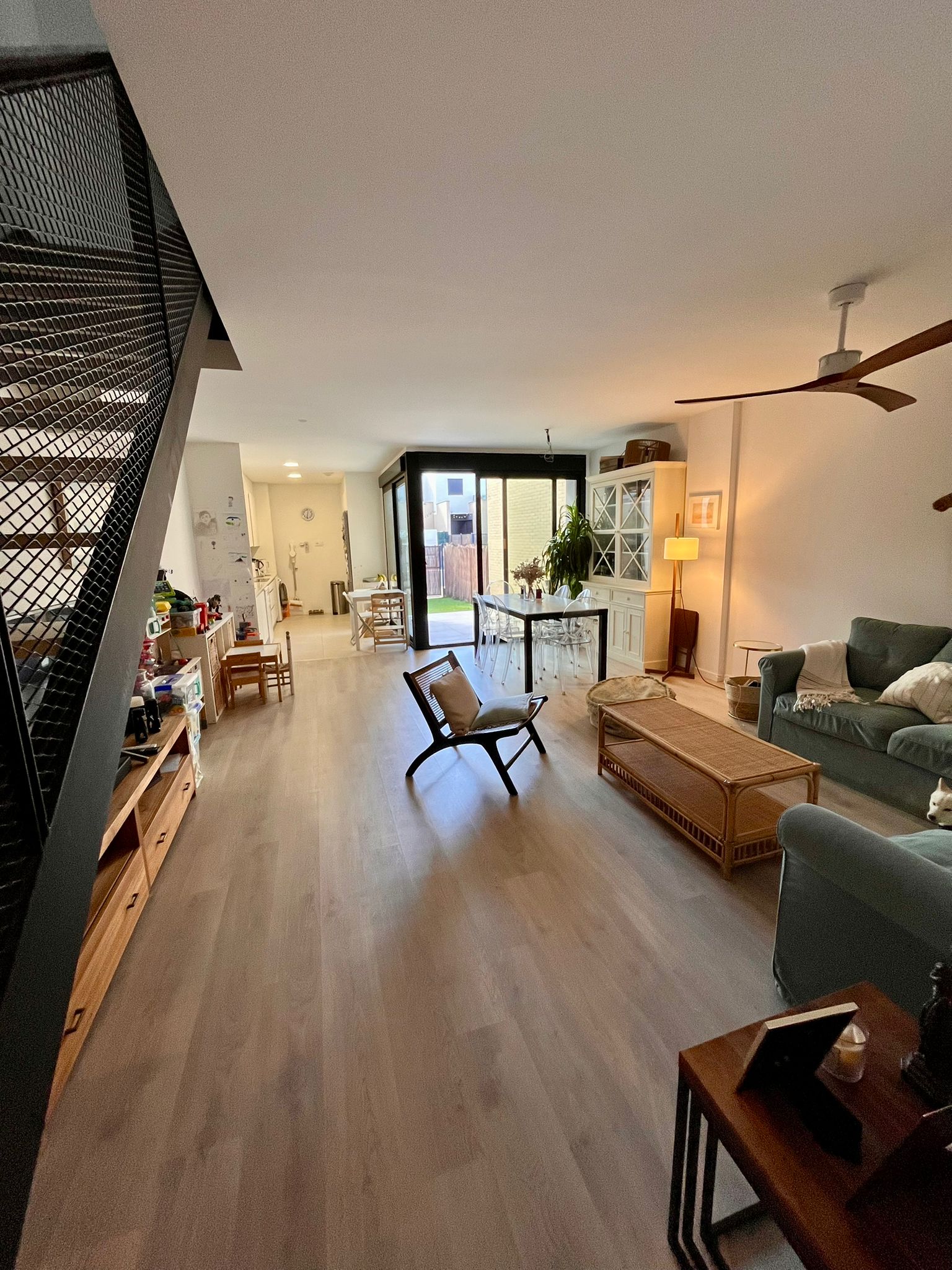 Exclusivo adosado en residencial en l'Eliana (sin amueblar)