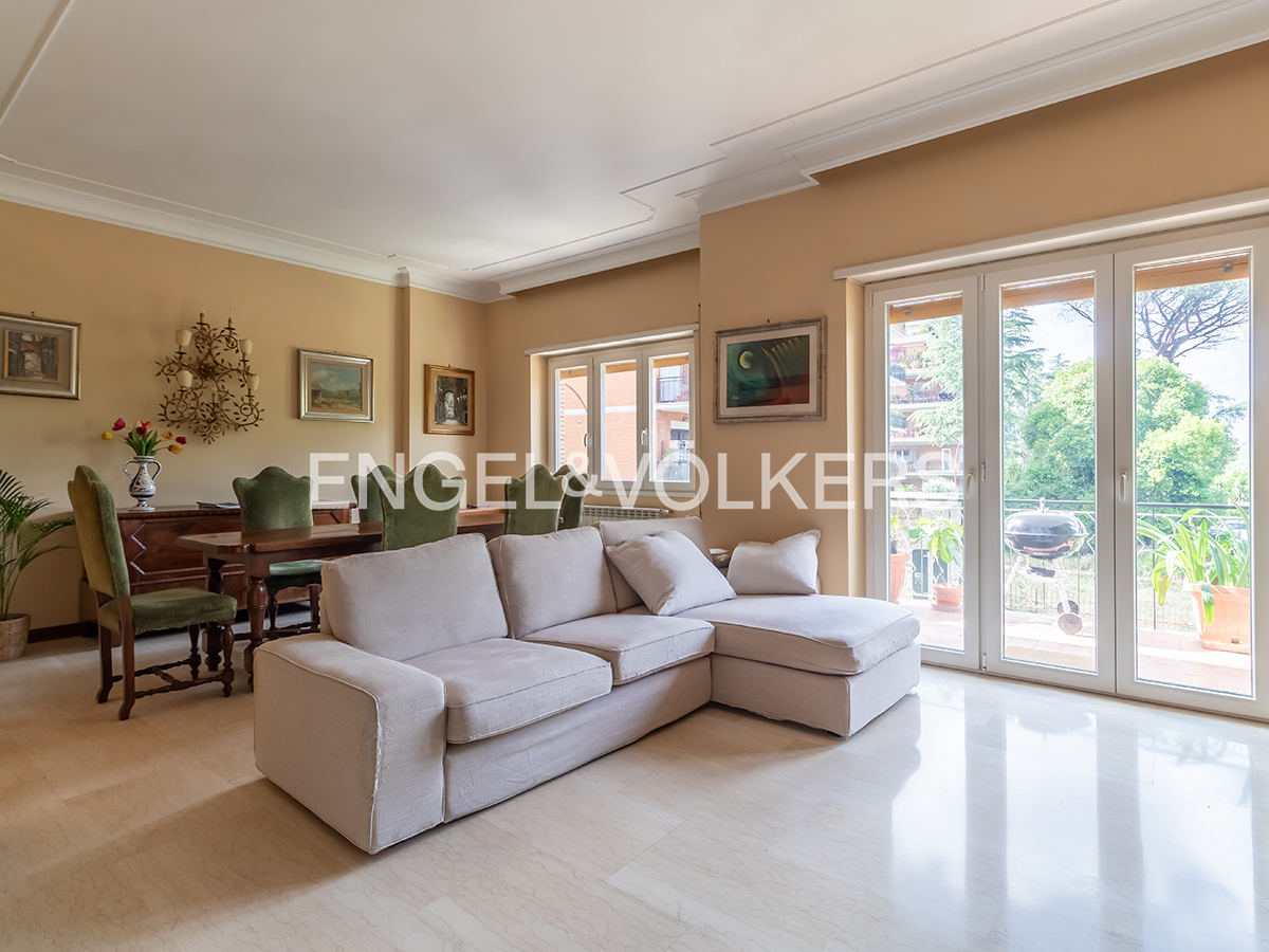 Elegant apartment in the Bravetta area