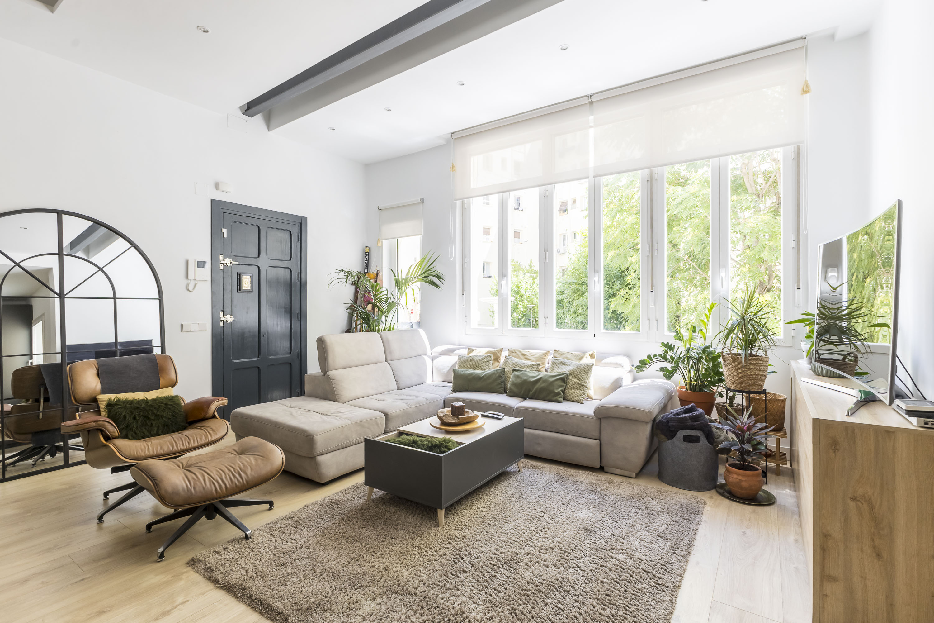 Furnished 3-bedroom apartment