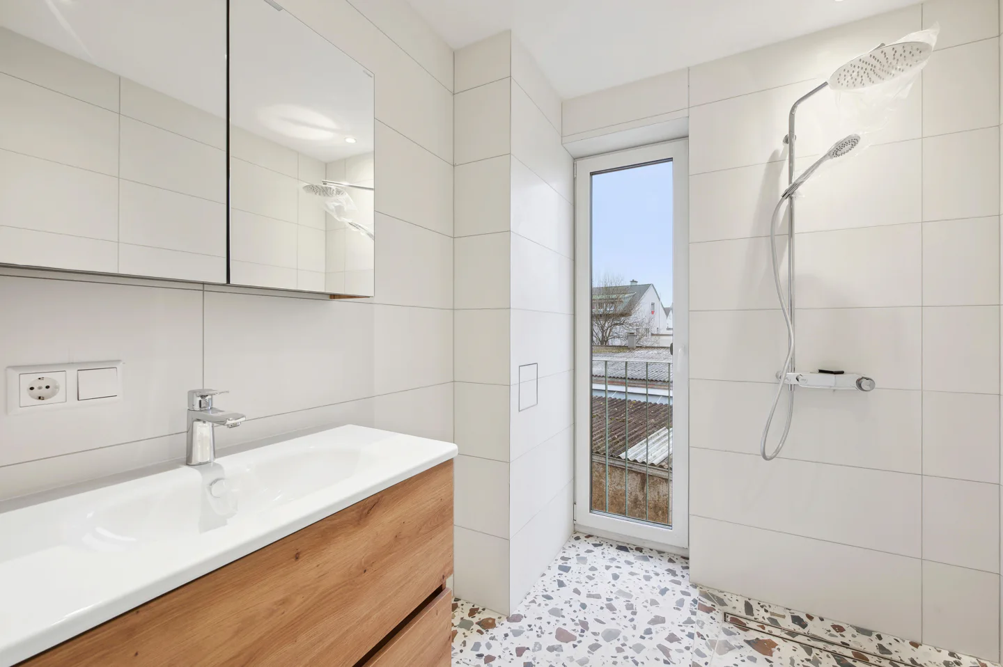 Provisionsfrei: Attraktive 1,5-Zimmer-Wohnung in stilvollem Ambiente - Foto 4