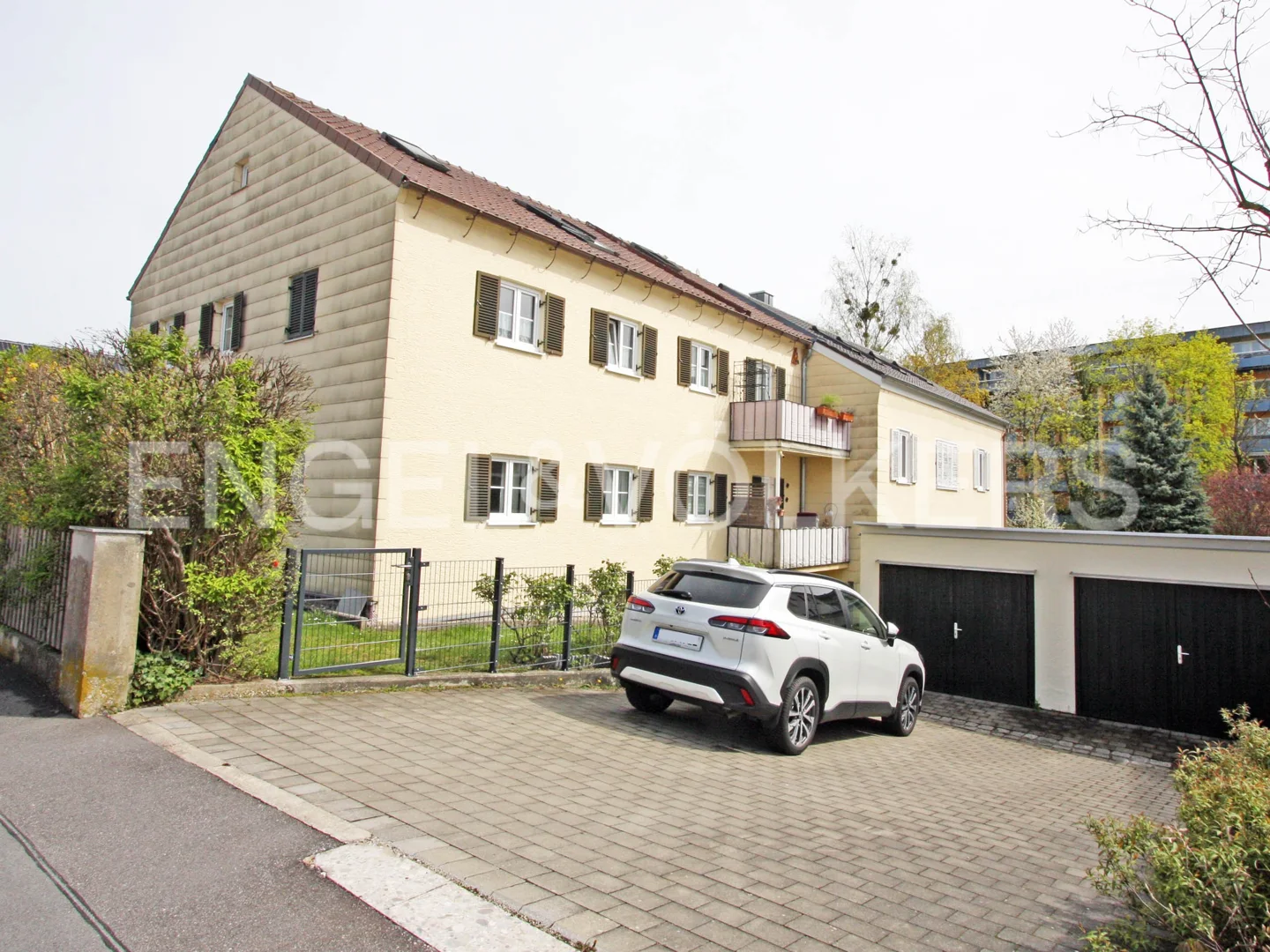 Grundstück mit Altbestand  oder zur Neubebauung in Burghausen