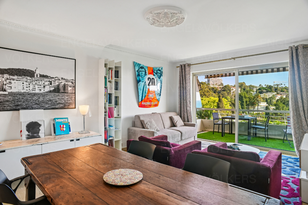 Cannes Basse Californie – Superbe appartement 2 pièces traversant avec vues mer