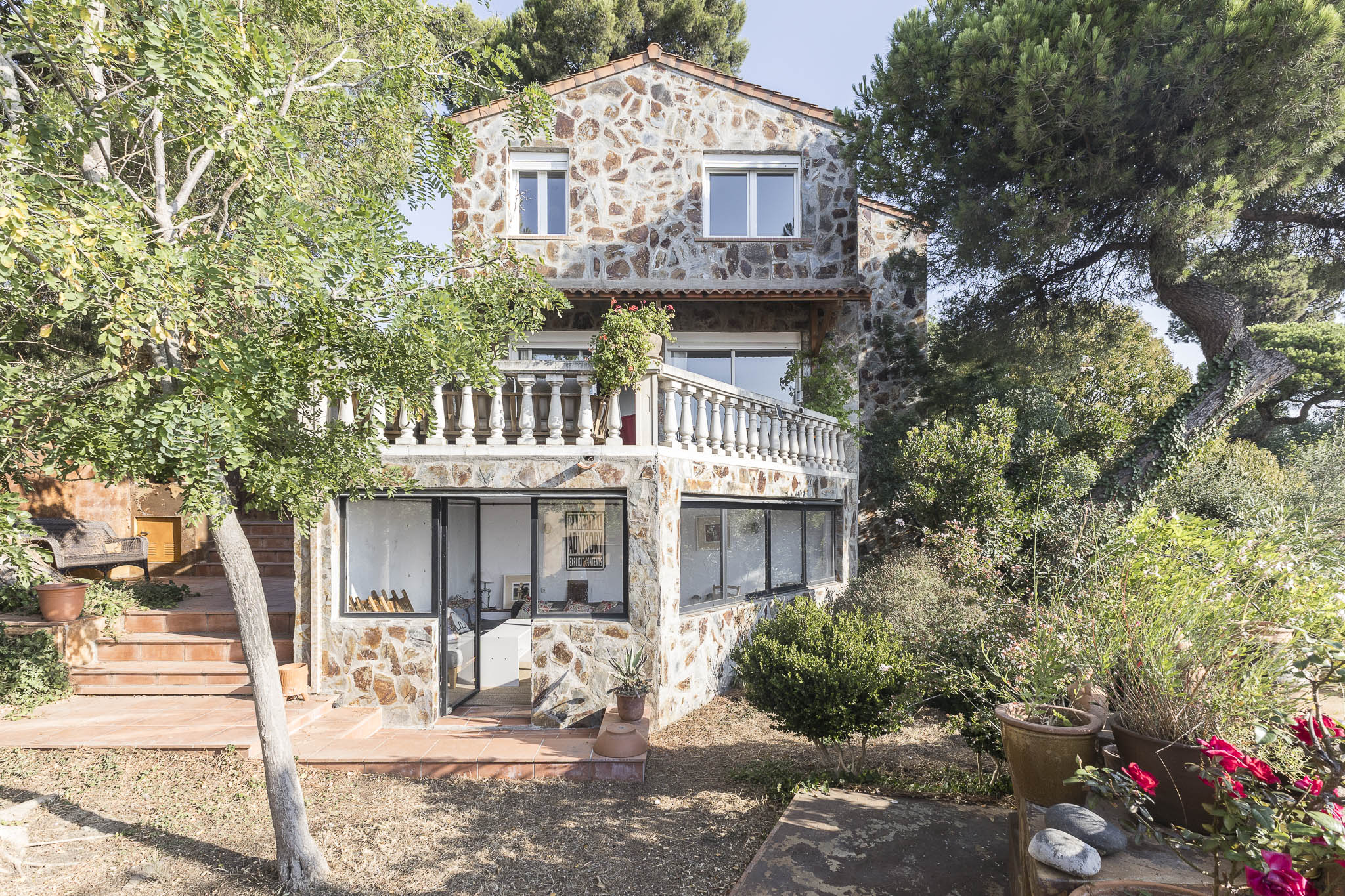 Magnificent house with garden and views of Barcelona