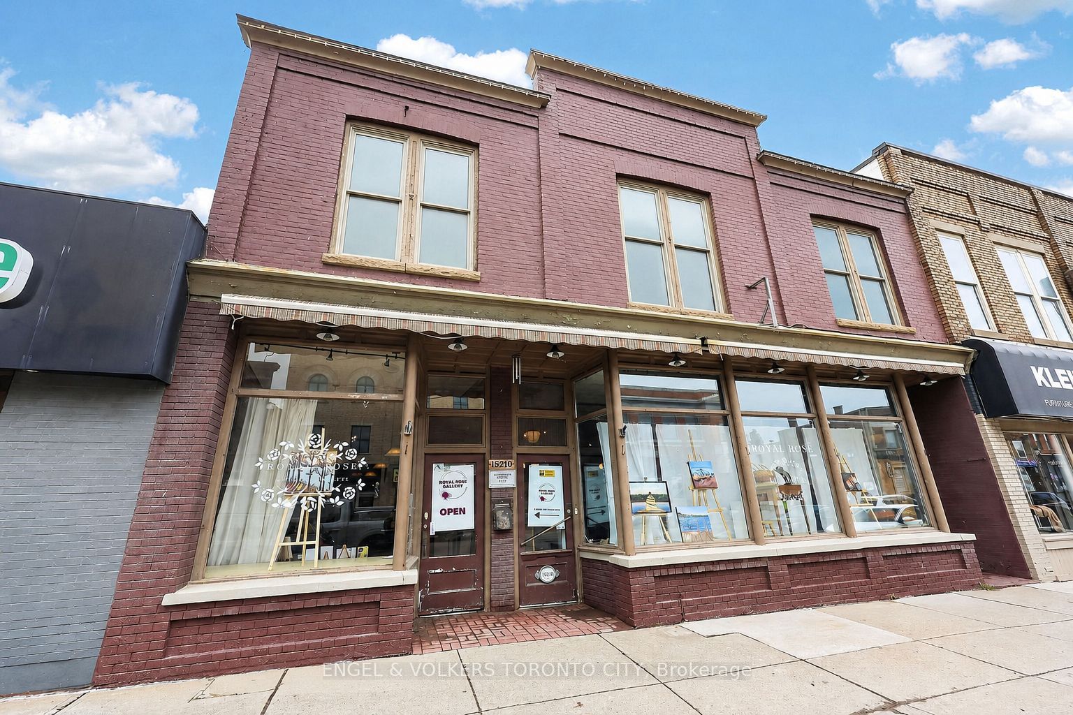 Prime Yonge St Mixed-Use Investment