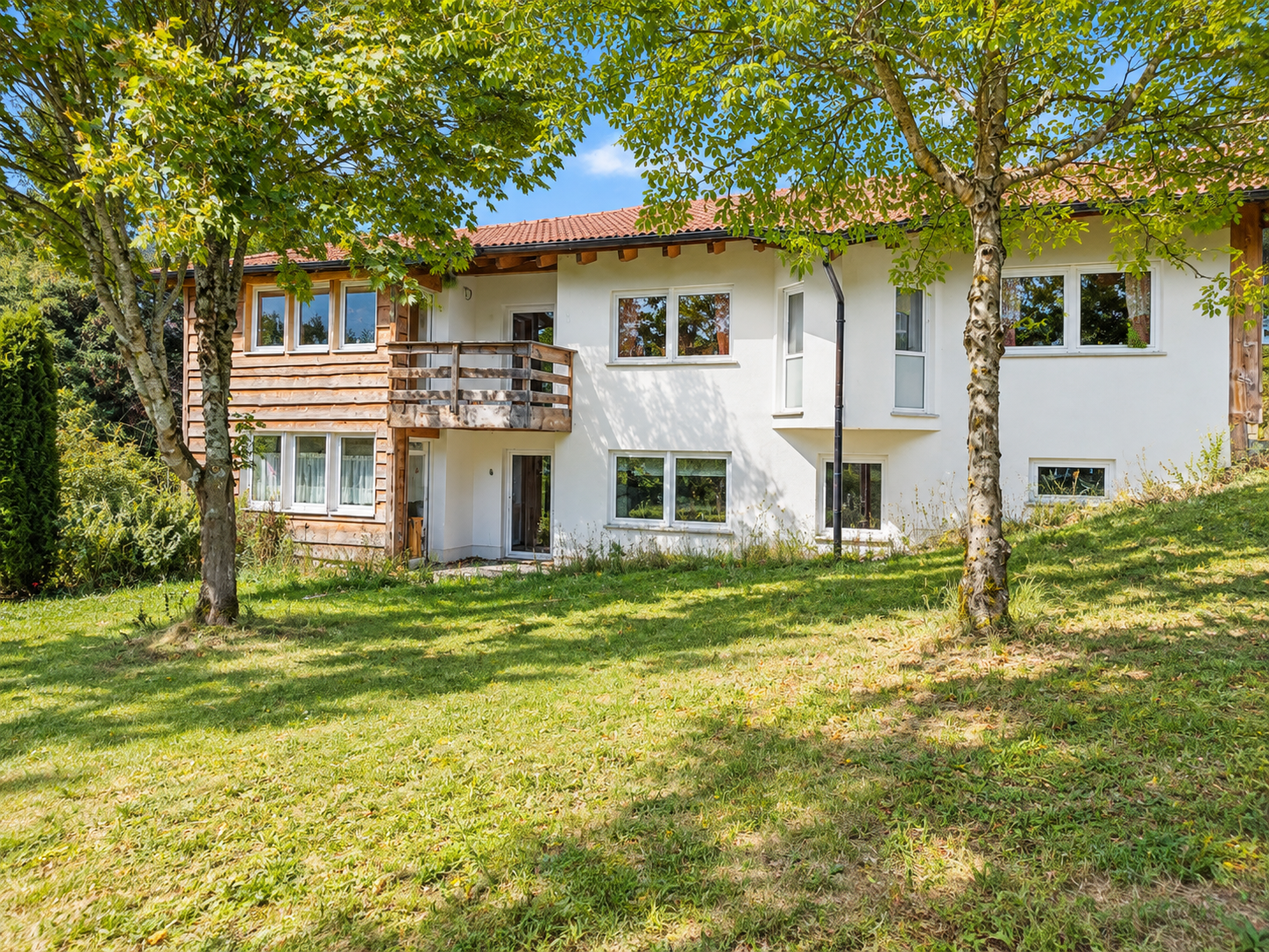Ein modernisiertes Zuhause zum Ankommen – zwischen Naturidylle und Kraftplatz der Entschleunigung