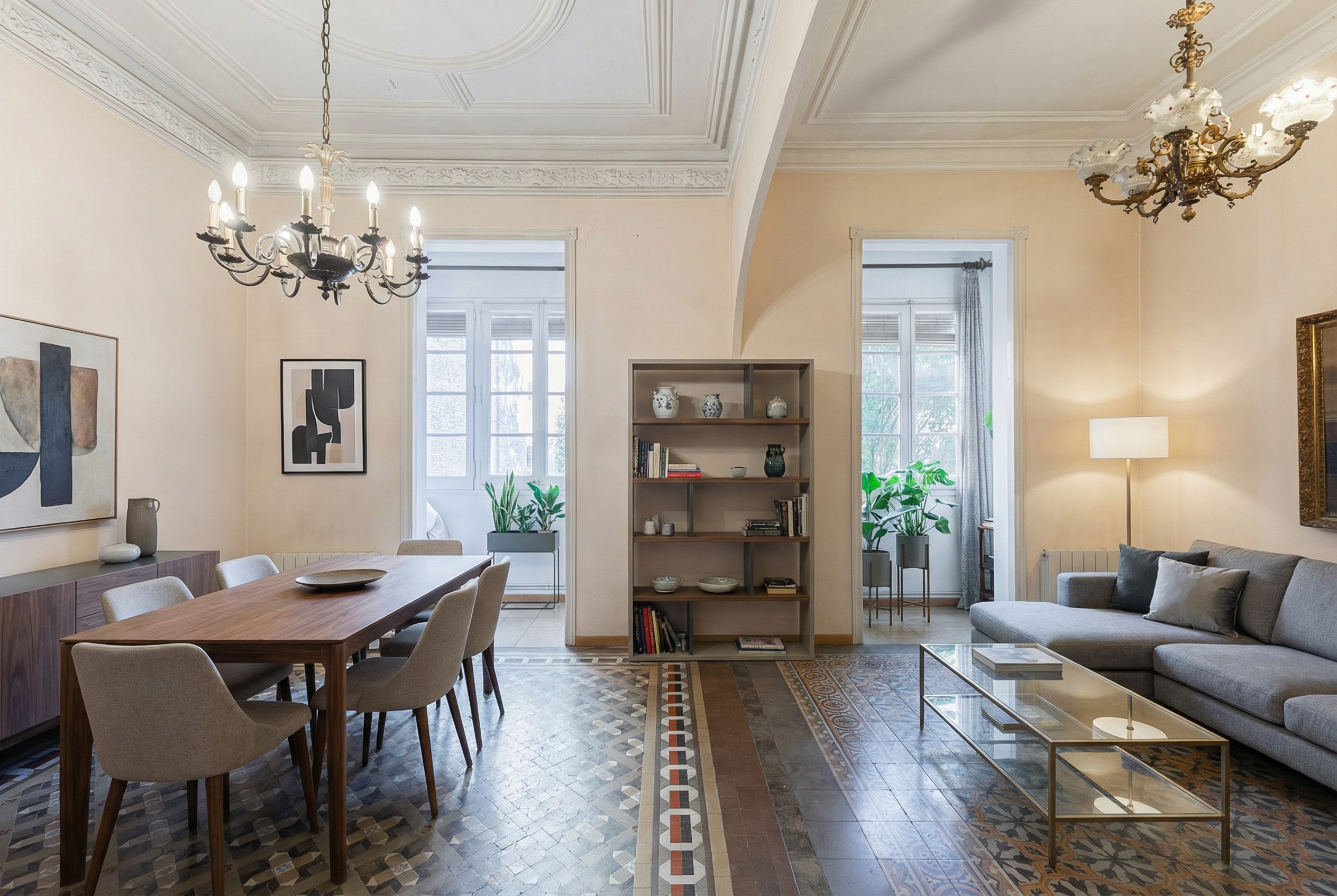 Exceptional flat to refurbish on Aribau street