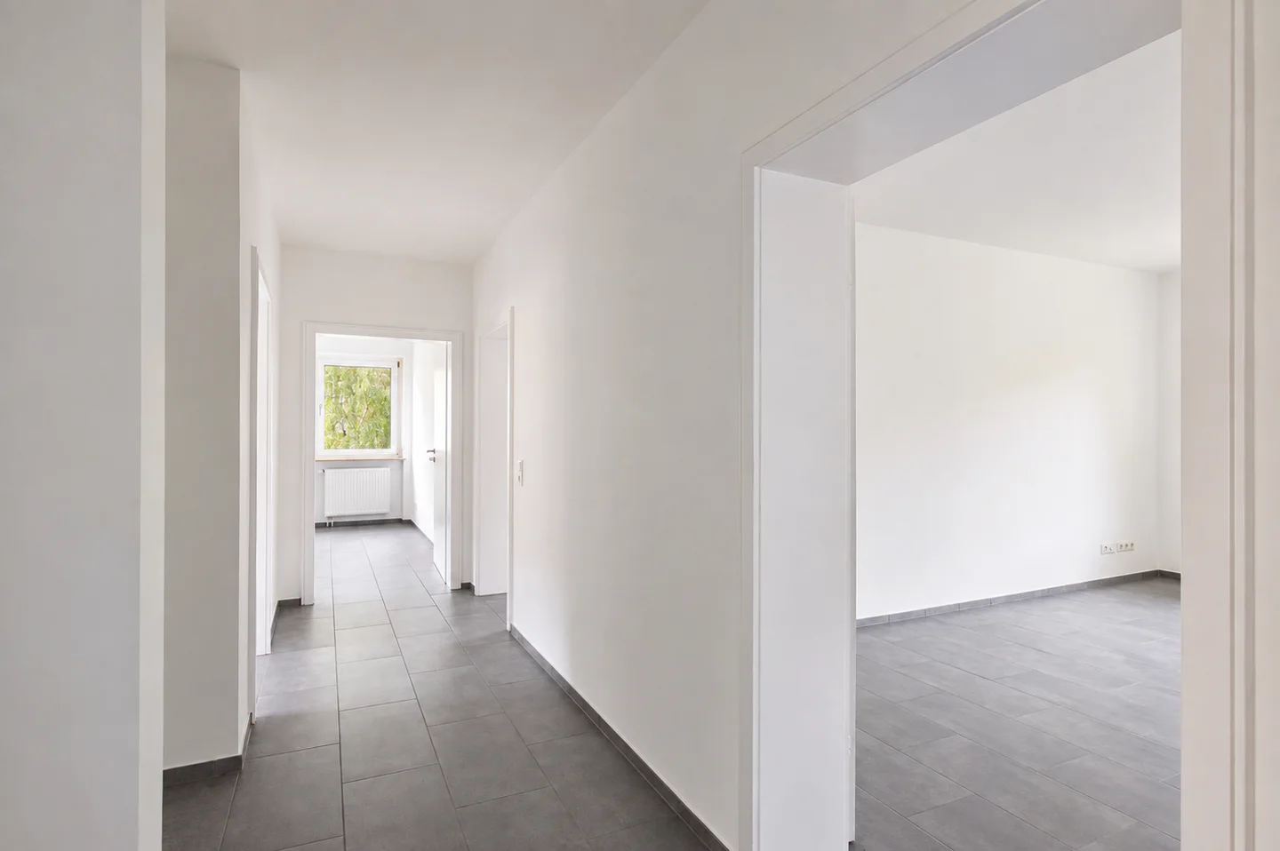 Frisch renovierte 3-ZKB-Wohnung mit großem Balkon und Stellplatz! - Photo 5