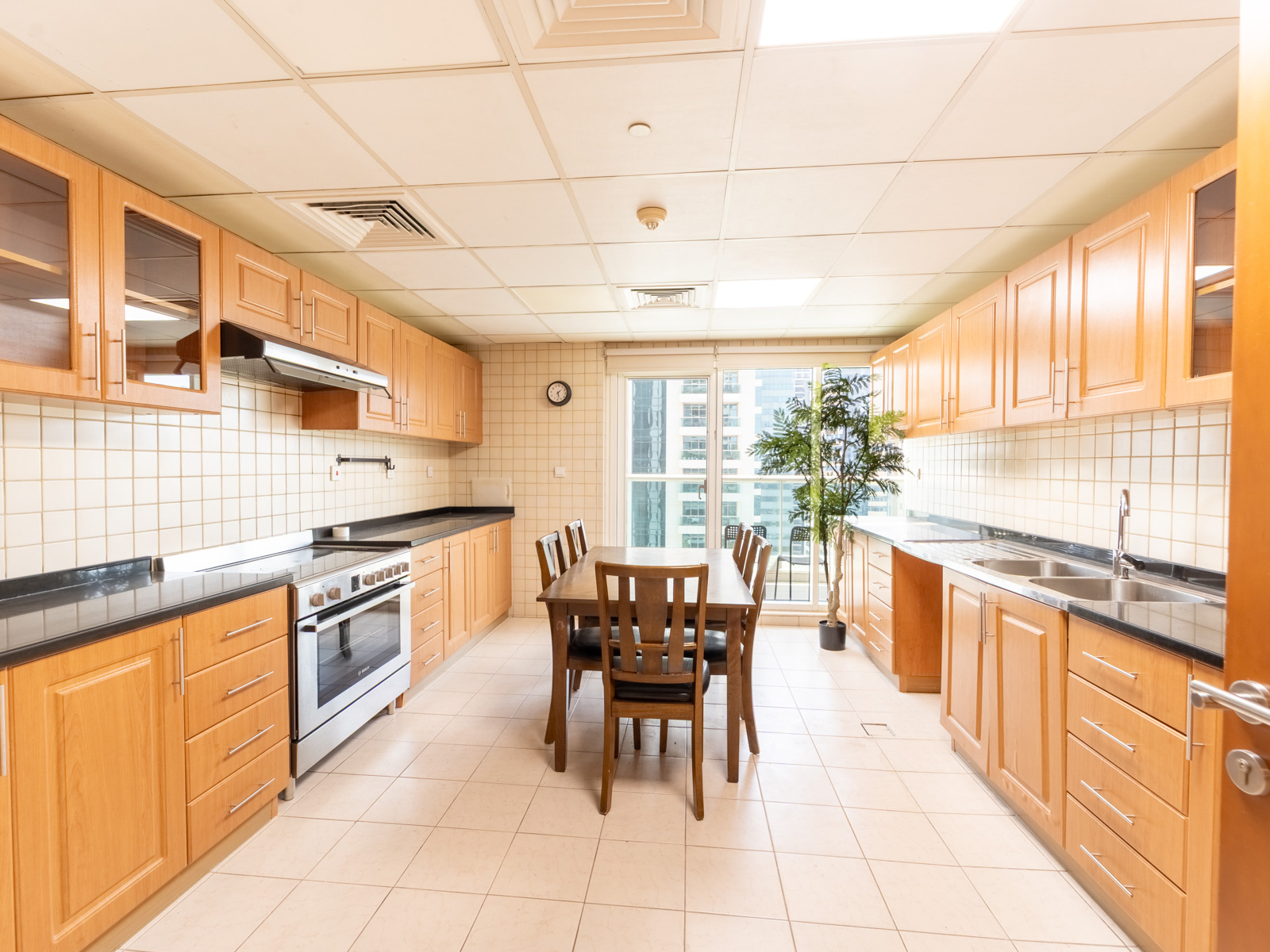 PANORAMIC VIEW I HIGH FLOOR I PREMIUM AMENITIES