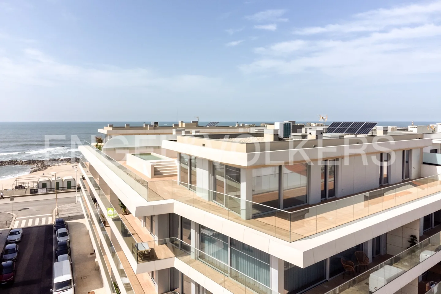 Three-Bedroom Penthouse with Sea View and Private Pool