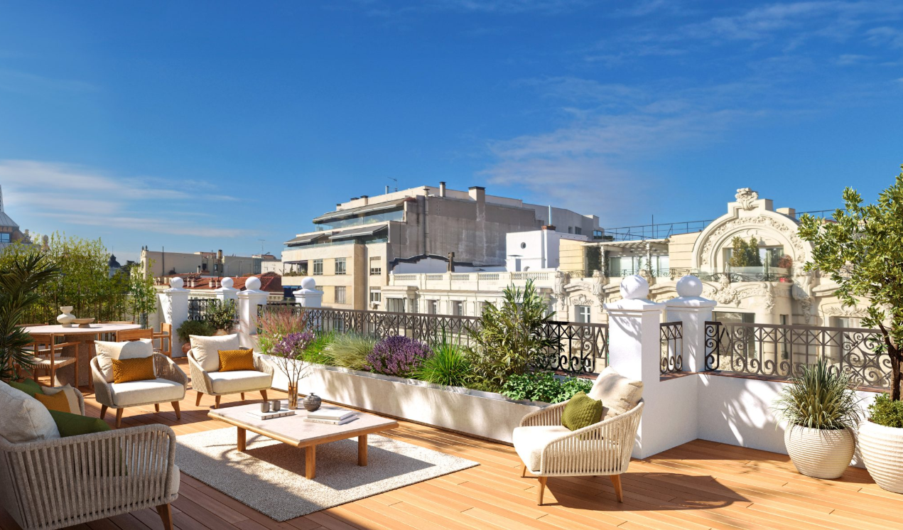 Spectacular duplex penthouse in a stately building in Almagro