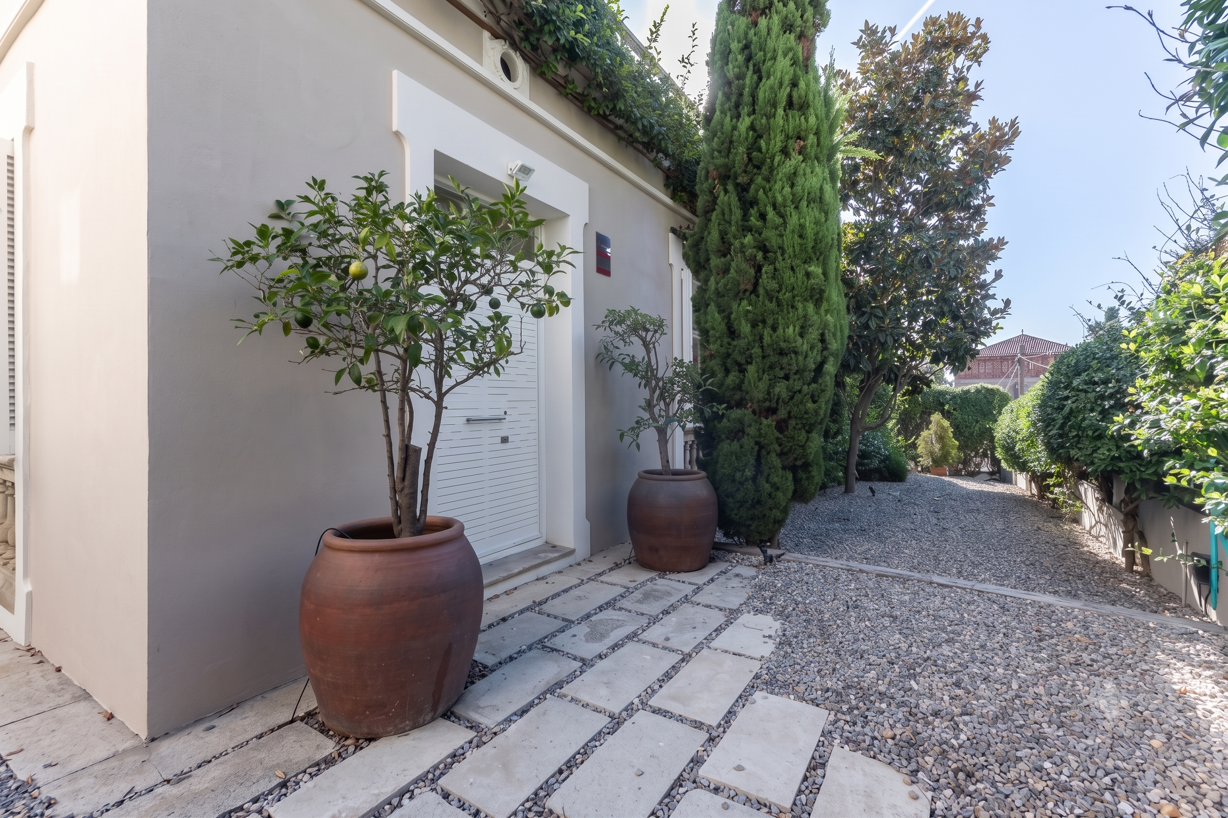 Exclusive Family Villa with Garden, Terraces, and Unobstructed Views in the Heart of Sarrià