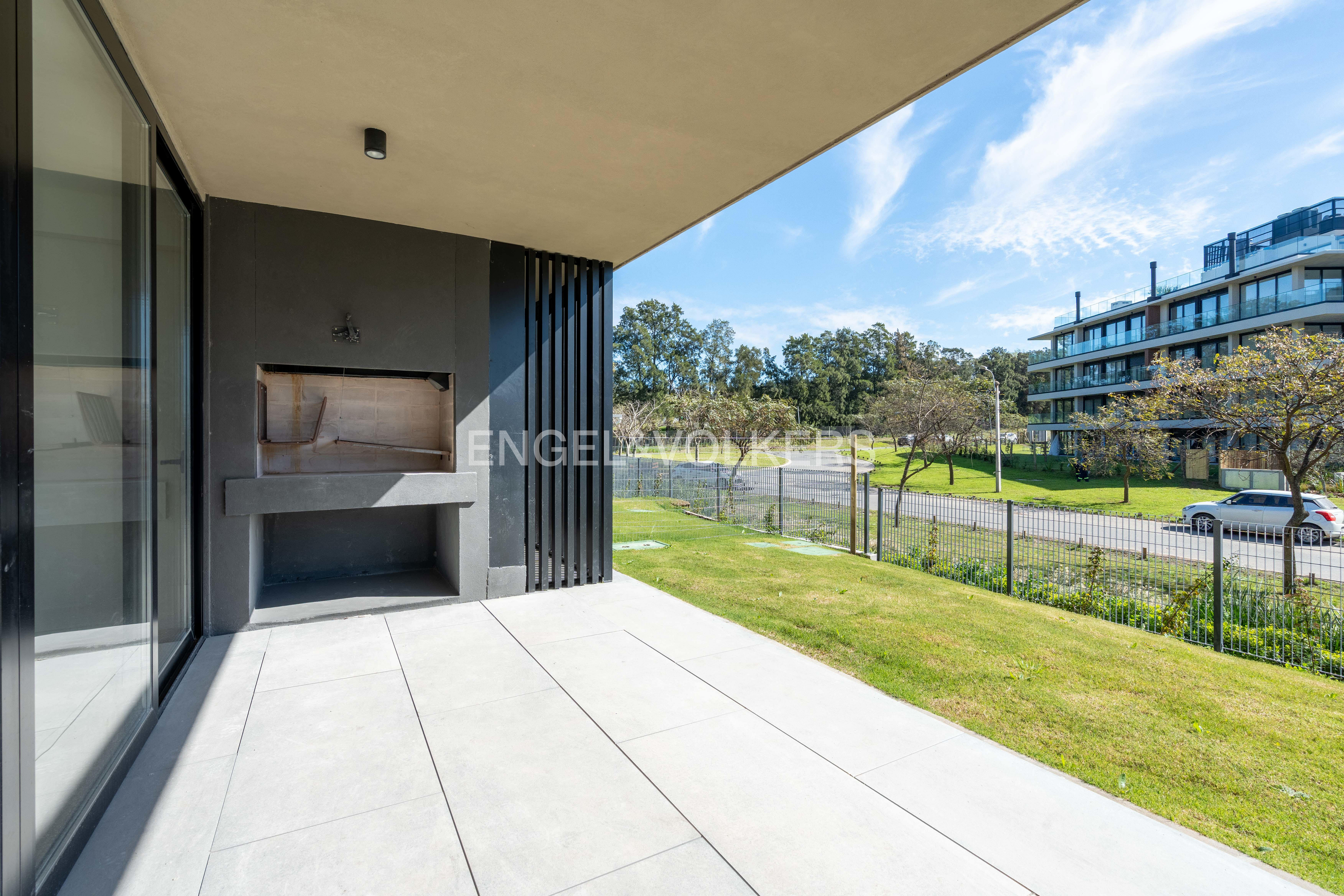 Exclusive 3-bedroom apartment with garden in Trento, Garden House