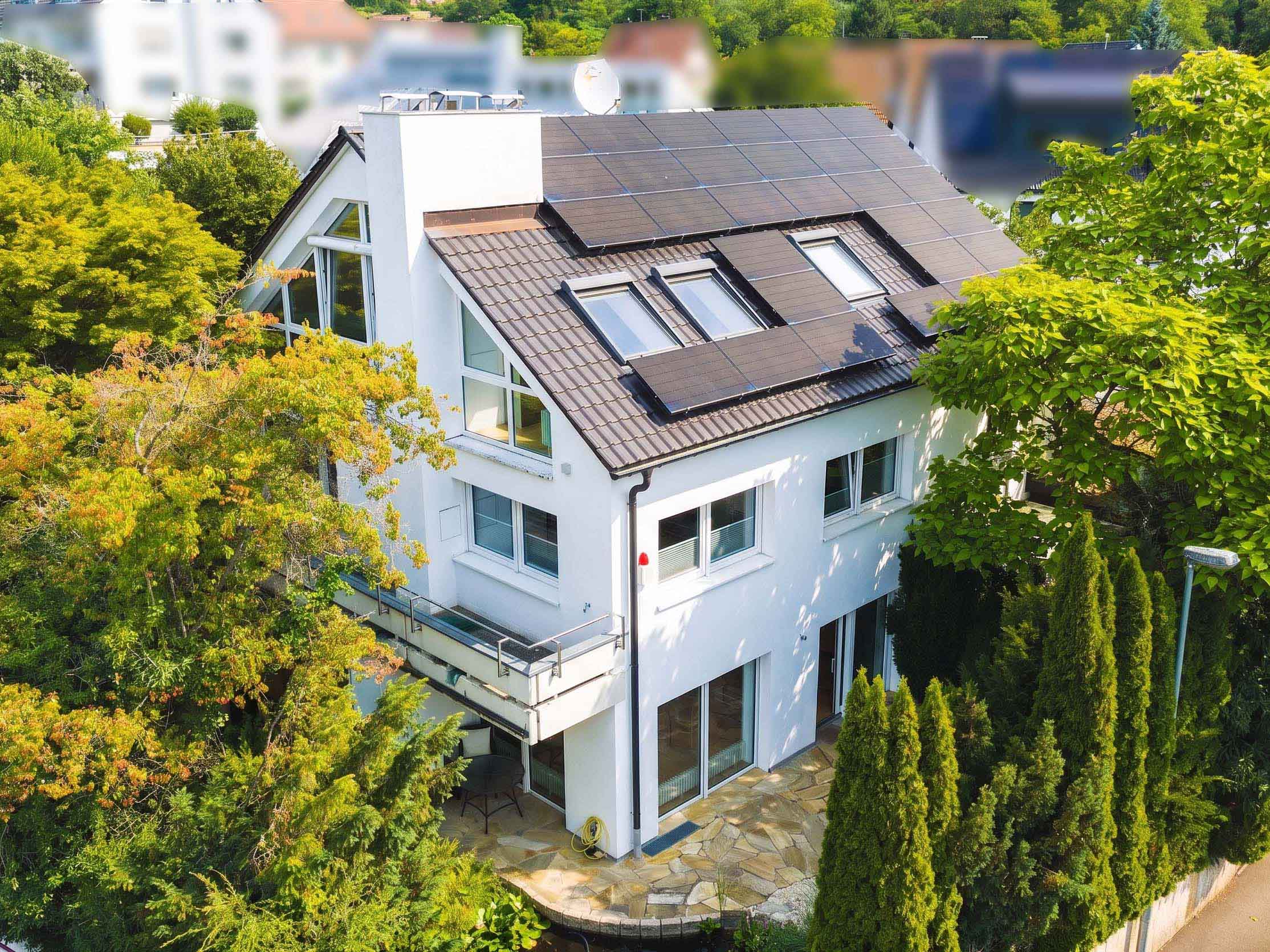 Modernes Architektenhaus für die ganze Familie