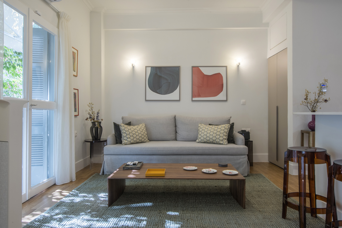 Amazing investment apartment in Plaka with AMA