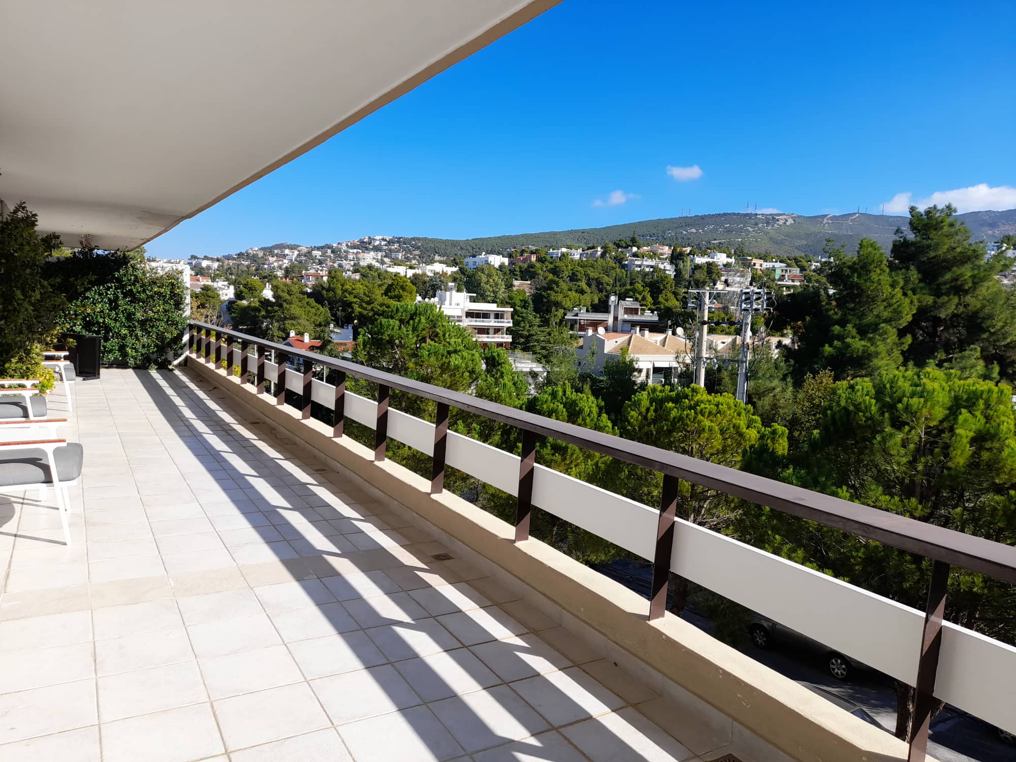 Exceptional penthouse with panoramic views in Kefalari