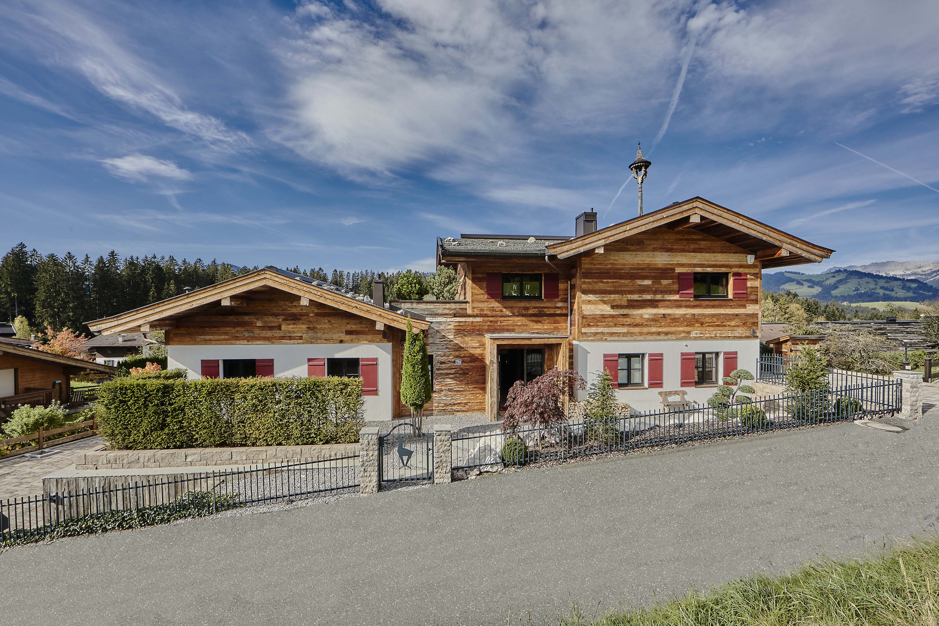 Designer Chalet in ruhiger Panoramalage