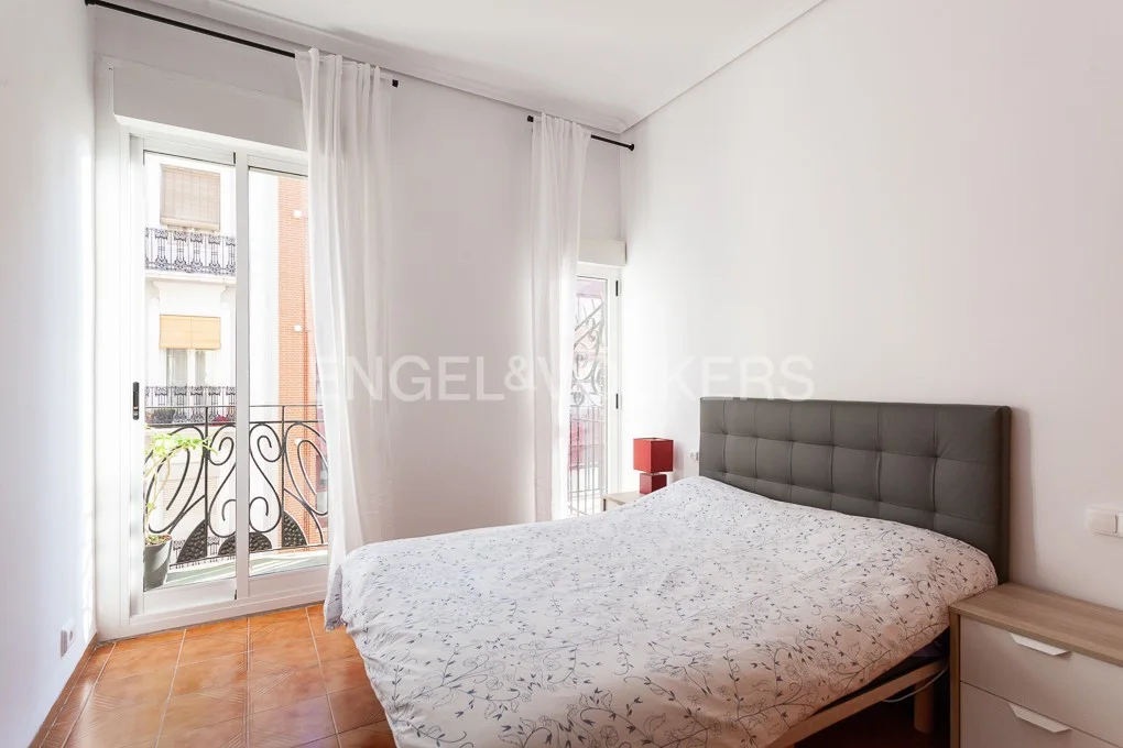 Comfortable flat with balcony in "Ruzafa"