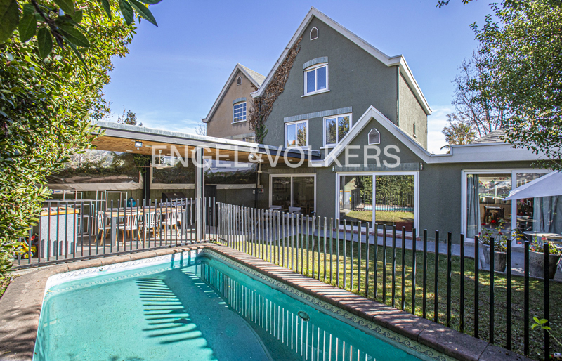 Casa en venta - San Carlos de Apoquindo