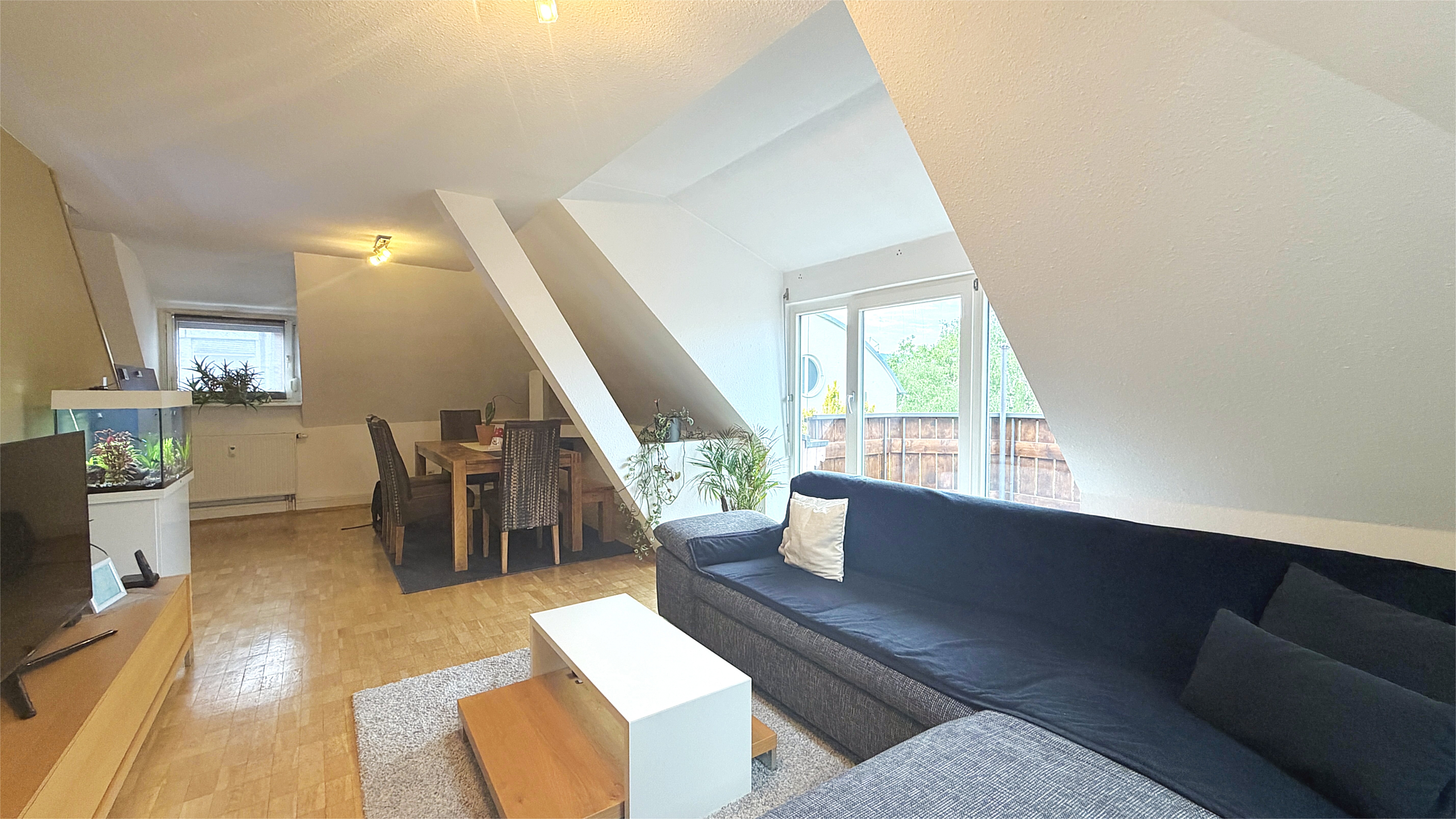 Besondere Kapitalanlage: Maisonettewohnung in denkmalgeschützter Jugendstilvilla