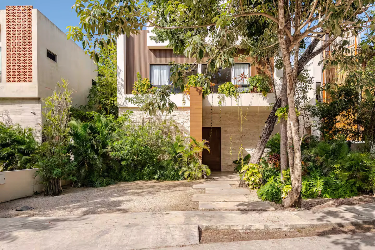 Neutral Villa La Privada Aldea Zama 2