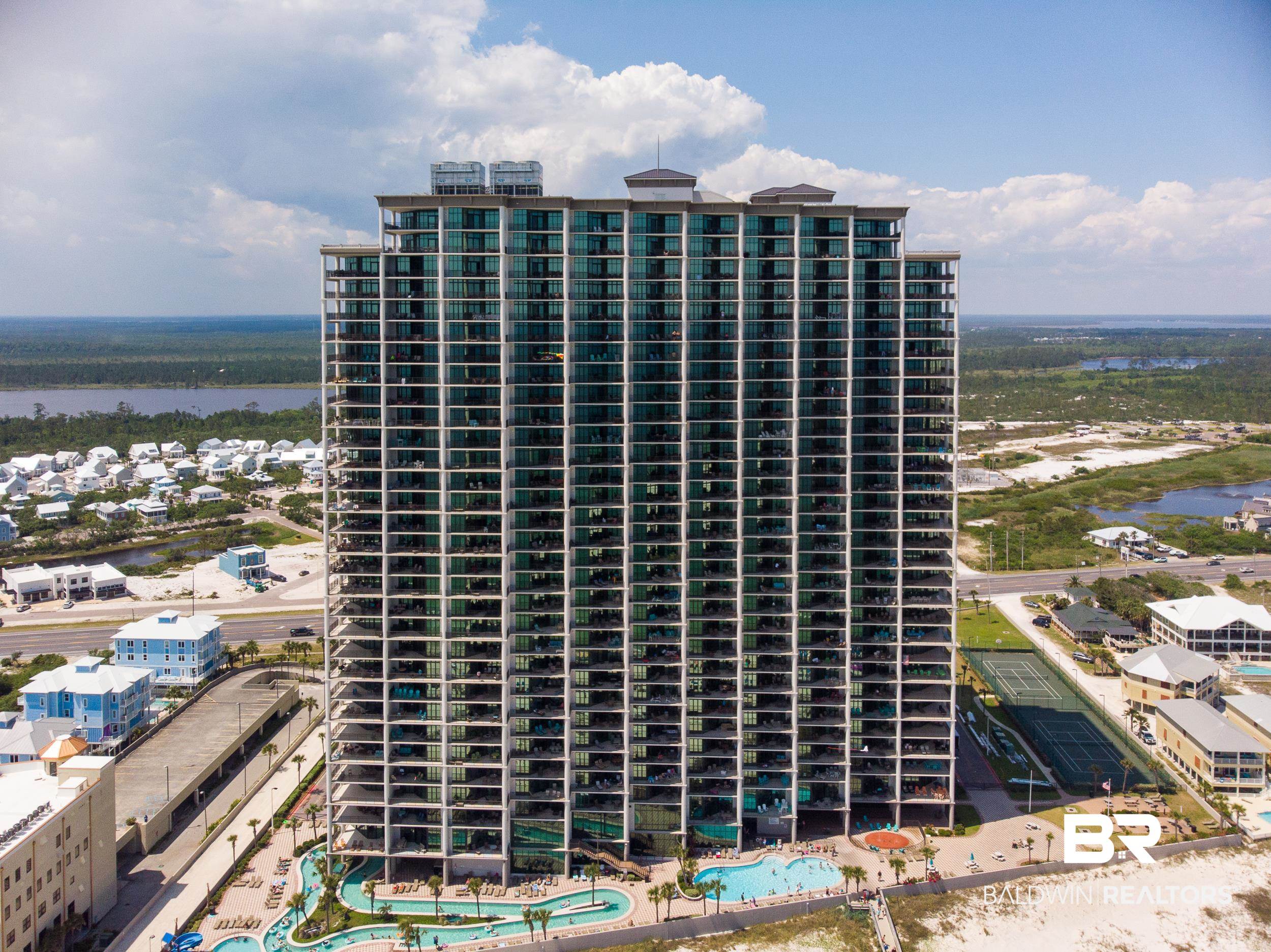 Resort-Style Living at Phoenix West II/Oasis Condo