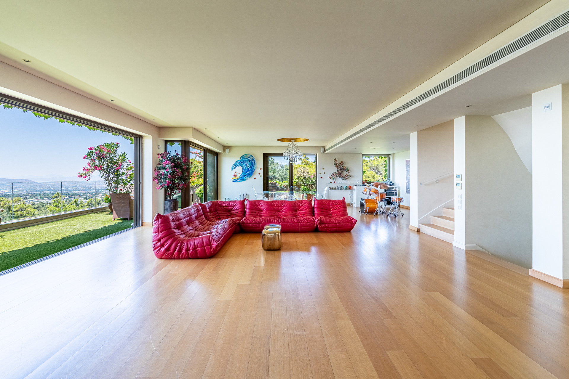 Skyline penthouse 385 sq.m. with private rooftop garden, pool & panoramic views