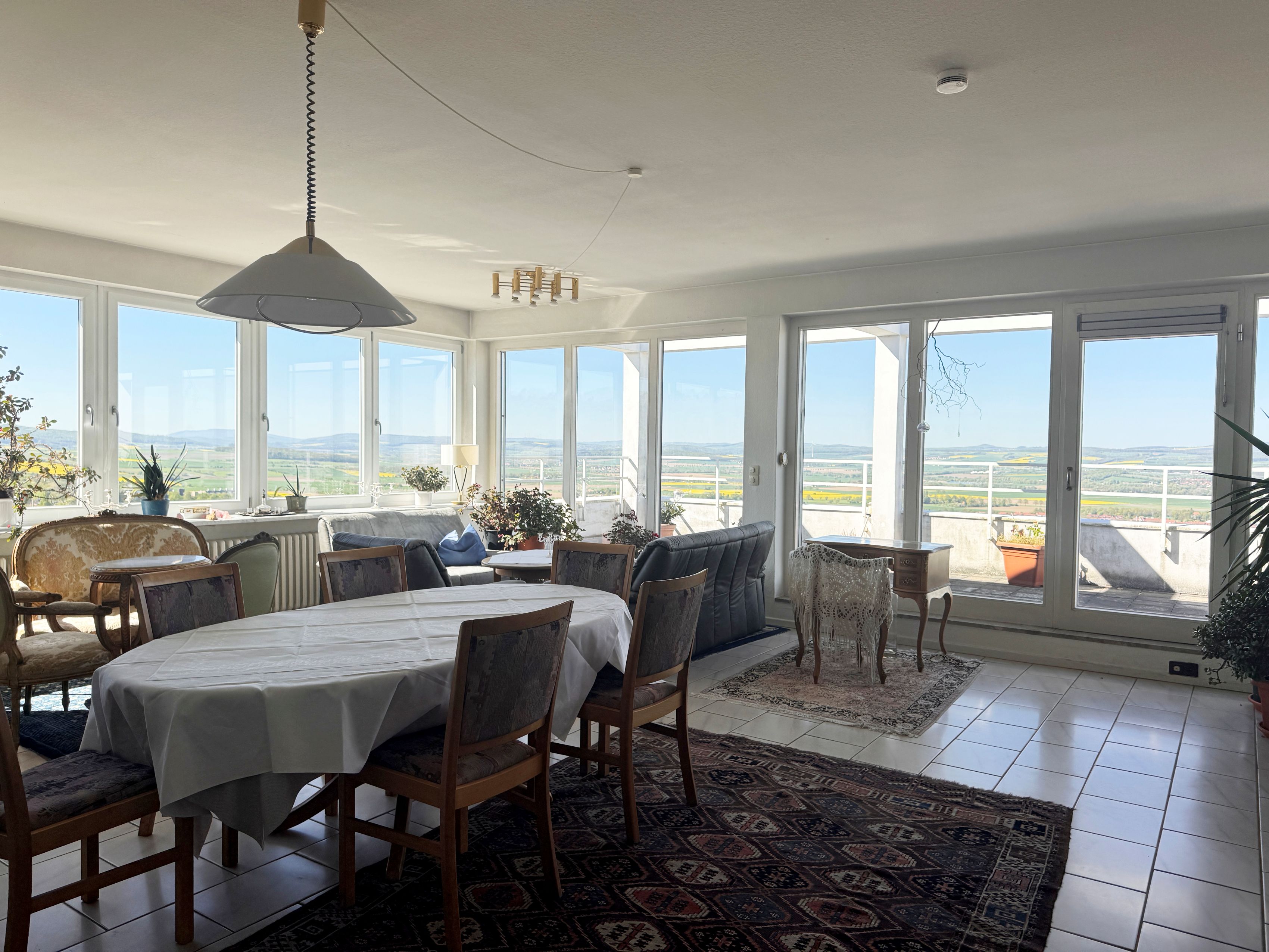 Großzügige Penthouse in guter Lage mit atemberaubendem Panoramablick über Göttingen!