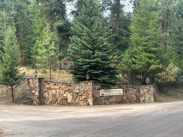 Build Your Dream Home in Finley Point